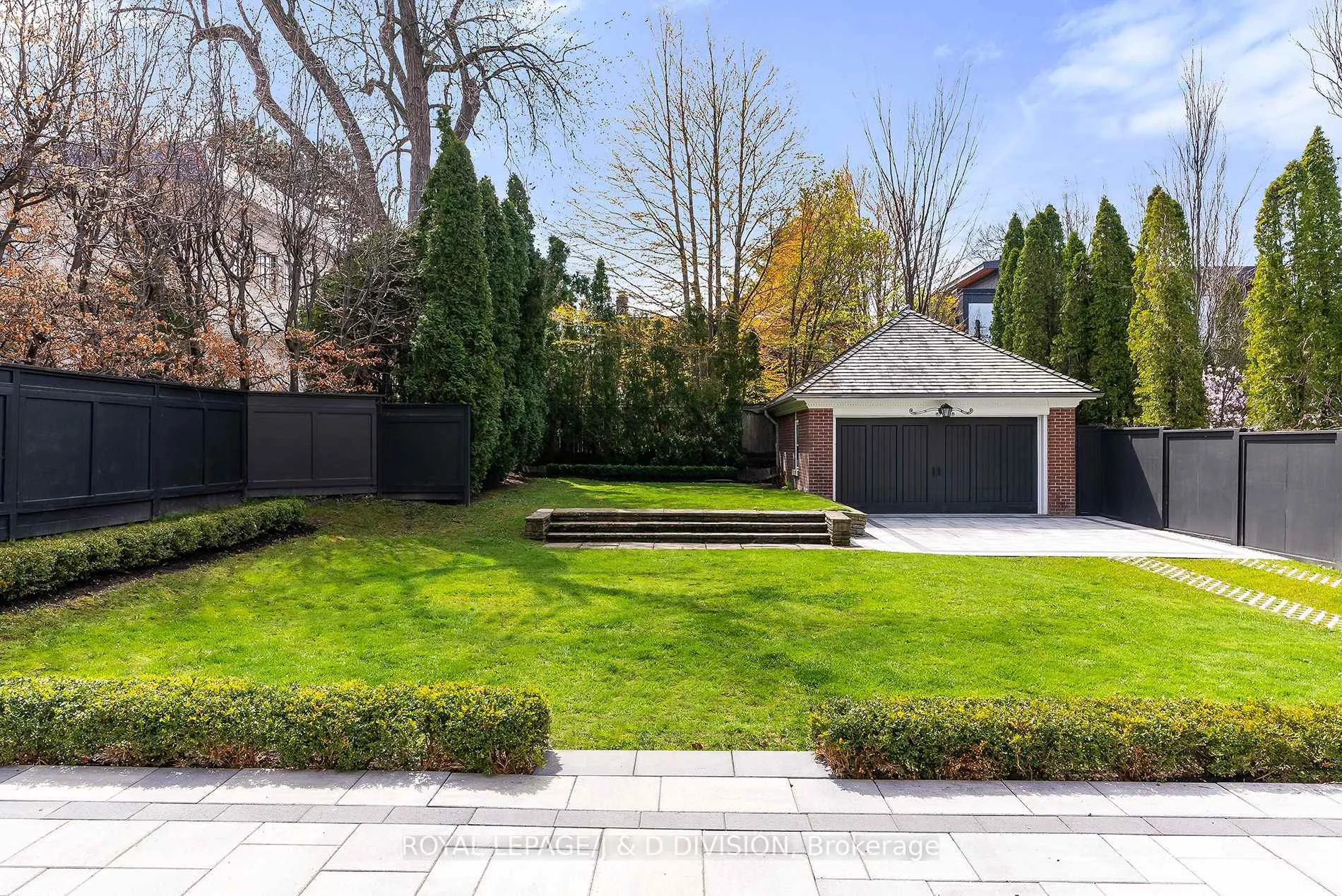 Photo 40 of 148 Forest Hill Road, Toronto, Forest Hill South — HOMEH