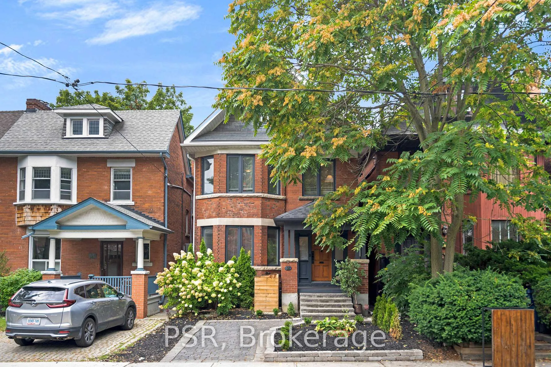 Photo 1 of 96 Hilton Avenue, Toronto, Casa Loma — HOMEH