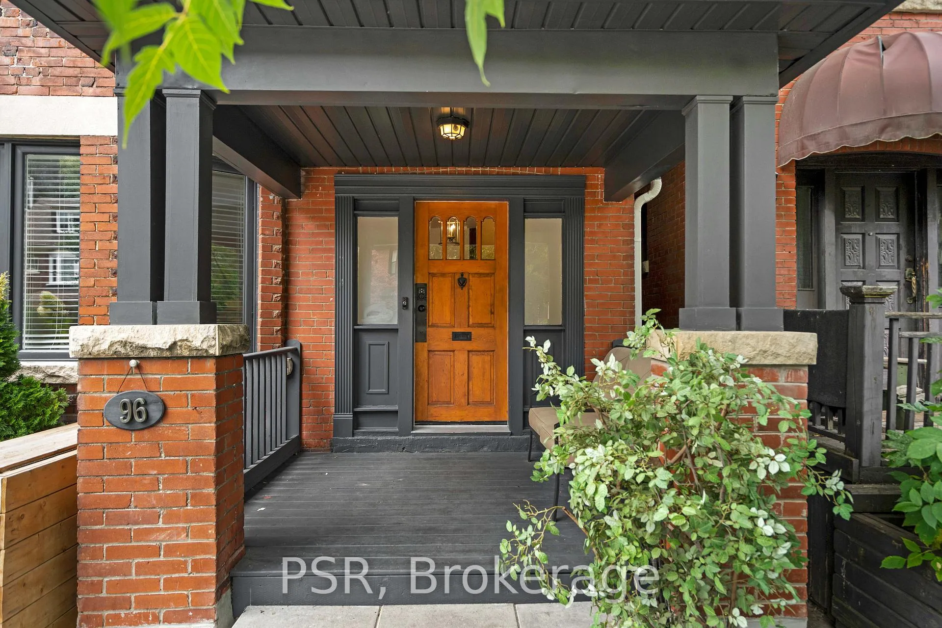 Photo 3 of 96 Hilton Avenue, Toronto, Casa Loma — HOMEH