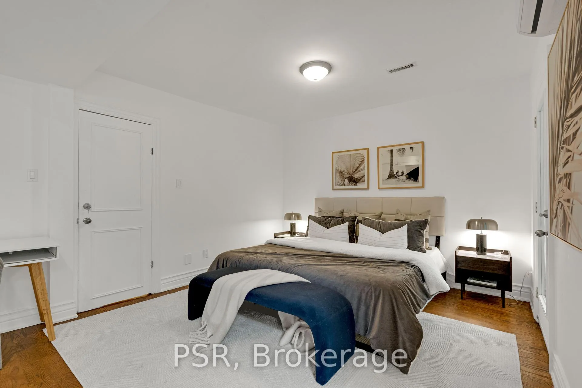Photo 15 of 96 Hilton Avenue, Toronto, Casa Loma — HOMEH