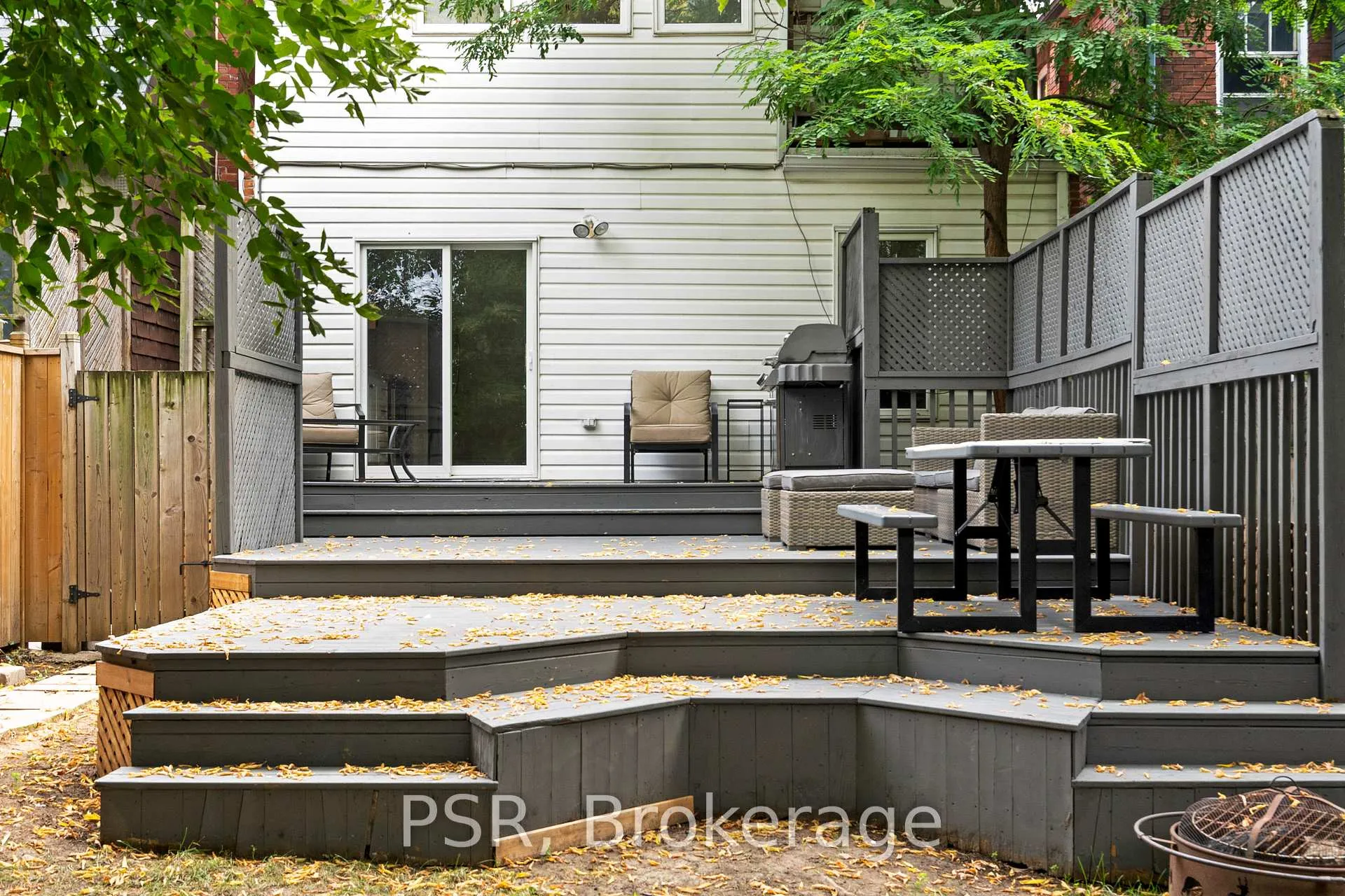 Photo 32 of 96 Hilton Avenue, Toronto, Casa Loma — HOMEH