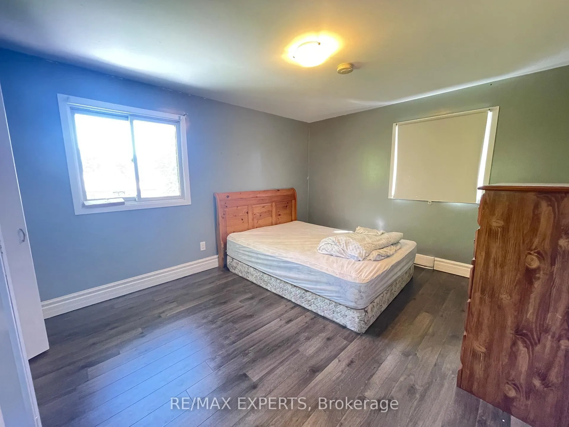 Photo 11 of Unit Upper, 23 Townley Street, Clearview, Nottawa — HOMEH