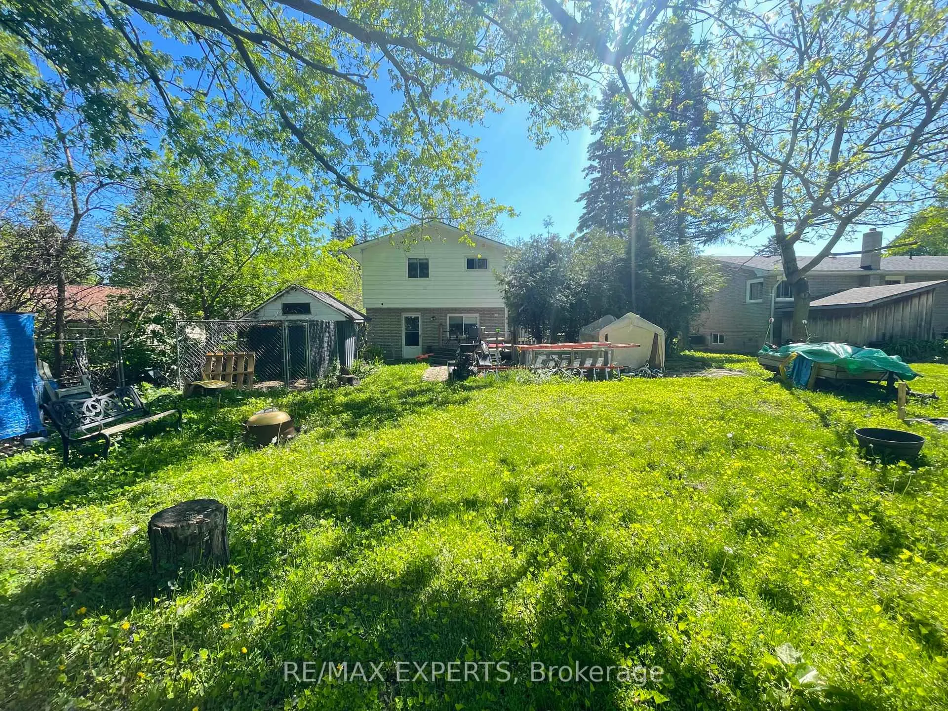 Photo 16 of Unit Upper, 23 Townley Street, Clearview, Nottawa — HOMEH