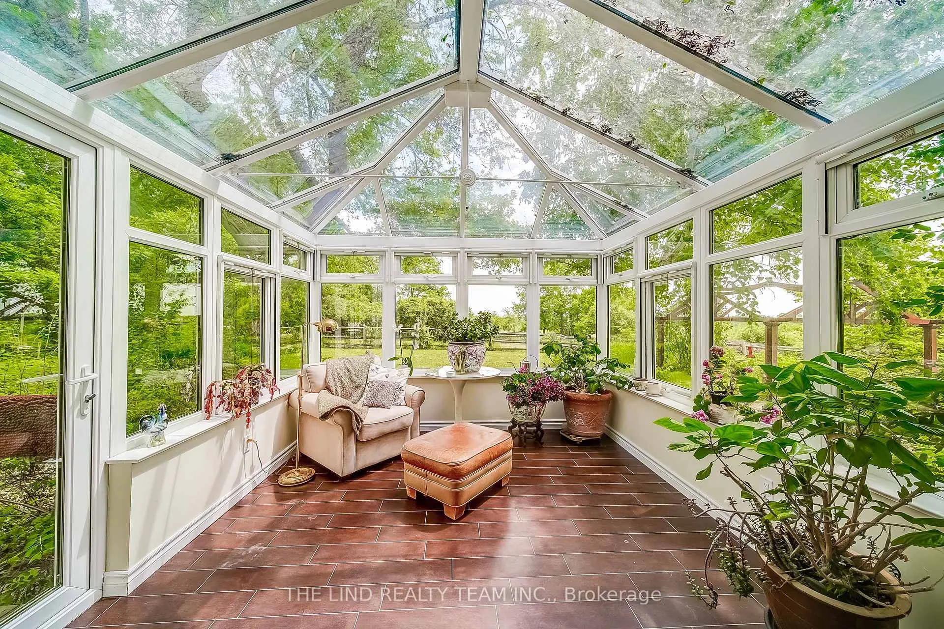 Photo 9 of 15809 Dufferin Street, King, Rural King — HOMEH
