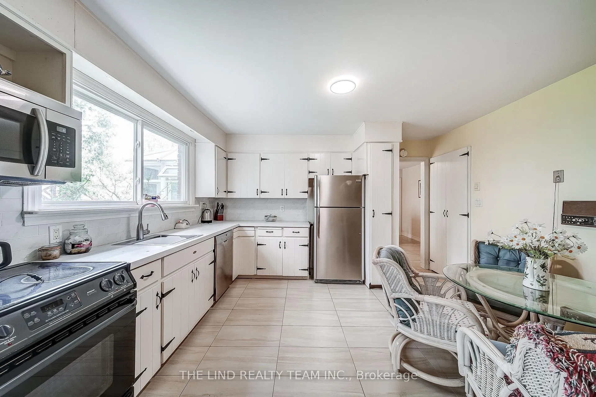 Photo 11 of 15809 Dufferin Street, King, Rural King — HOMEH