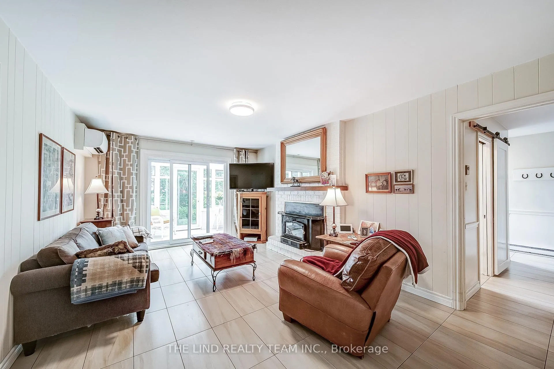 Photo 14 of 15809 Dufferin Street, King, Rural King — HOMEH