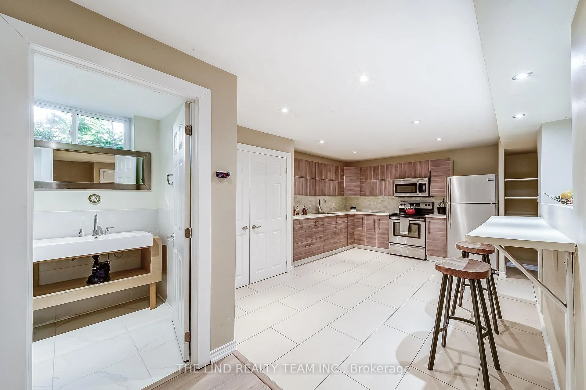Photo 29 of 15809 Dufferin Street, King, Rural King — HOMEH