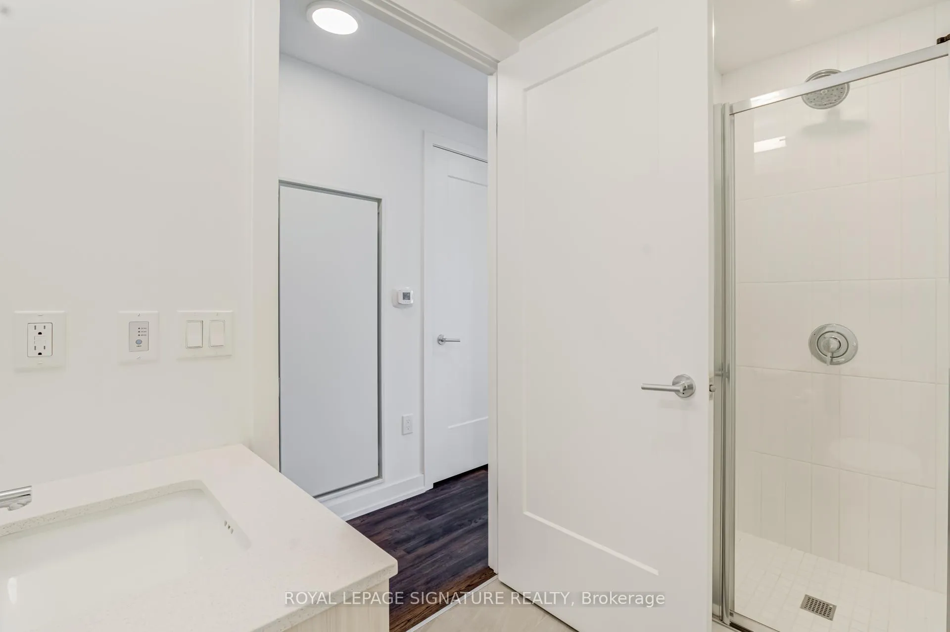 Photo 12 of Unit 820, 799 The Queensway, Etobicoke, Stonegate-Queensway — HOMEH