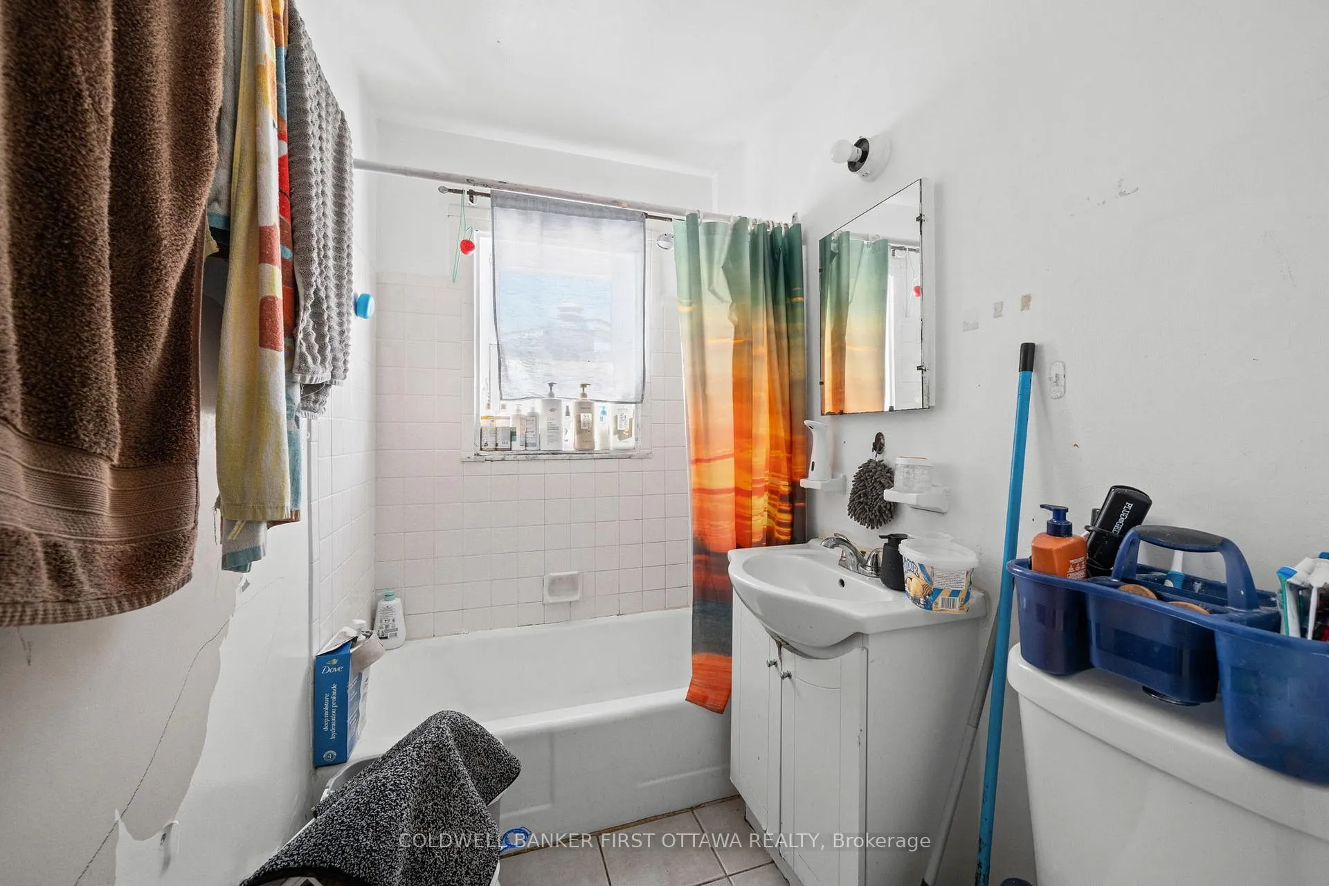 Photo 31 of 397 Brant Street, Ottawa, Vanier — HOMEH