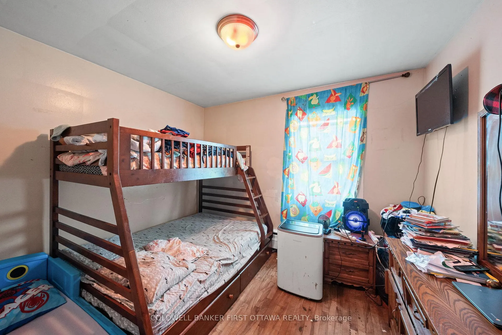Photo 32 of 397 Brant Street, Ottawa, Vanier — HOMEH