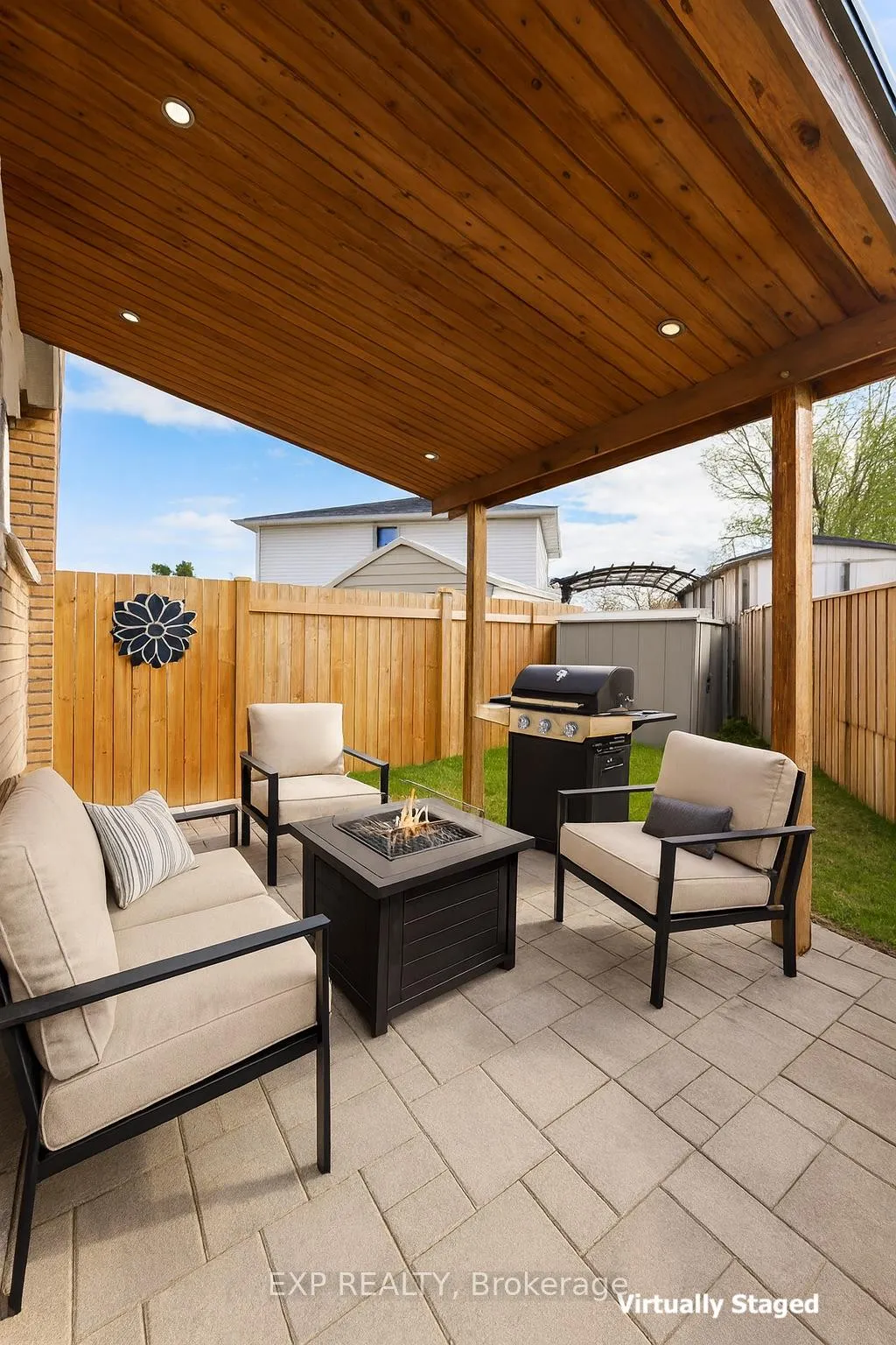 Photo 6 of 9 Cleveland Place, Hamilton, Stoney Creek Mountain — HOMEH