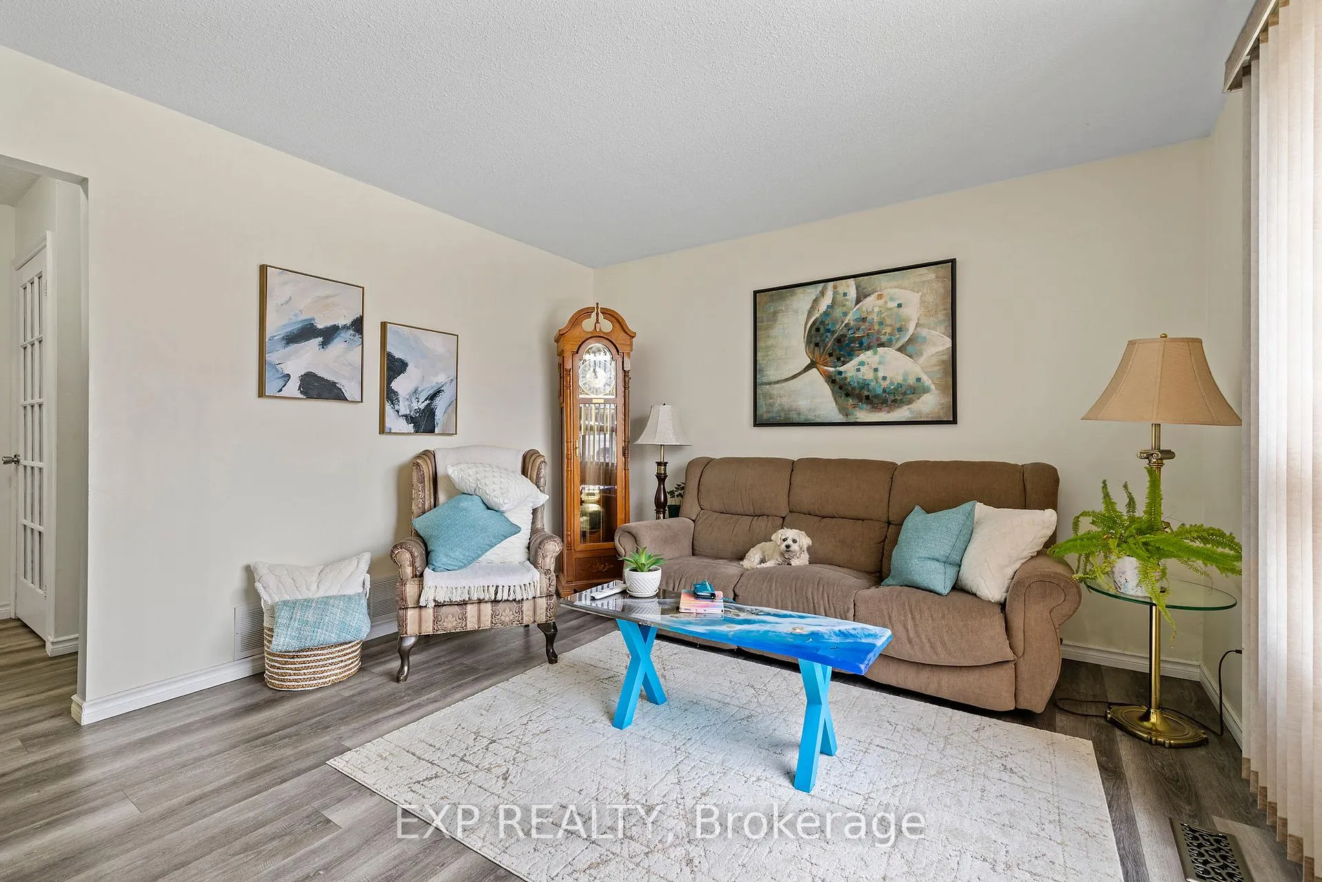 Photo 10 of 9 Cleveland Place, Hamilton, Stoney Creek Mountain — HOMEH