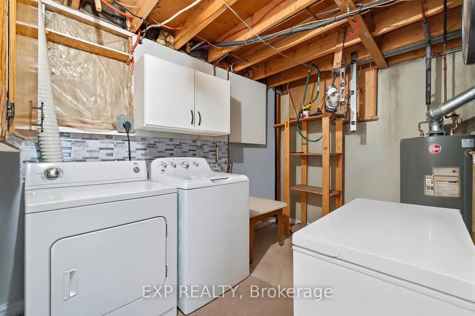 Photo 29 of 9 Cleveland Place, Hamilton, Stoney Creek Mountain — HOMEH