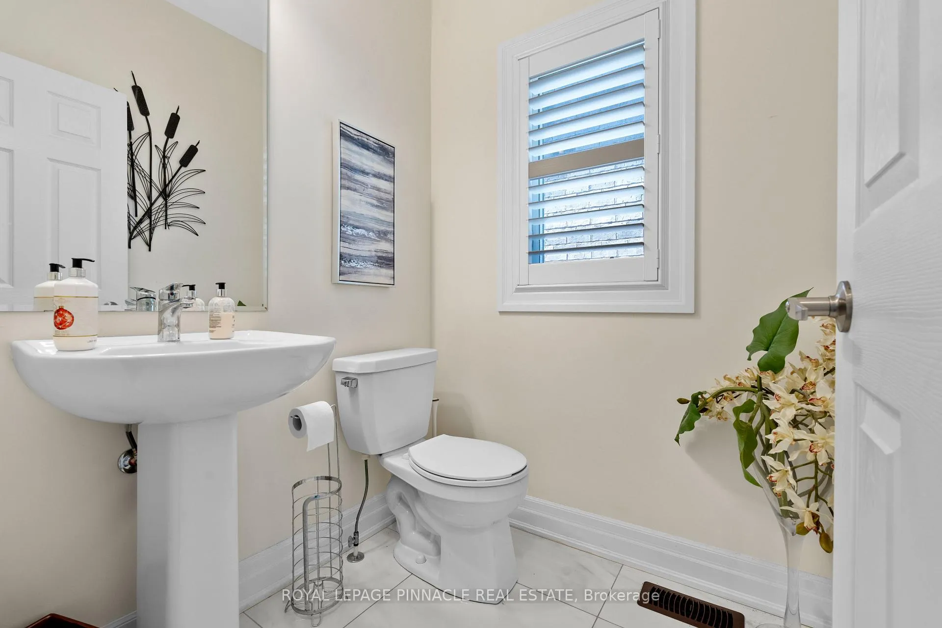 Photo 10 of 1214 Shankel Road, Oshawa, Eastdale — HOMEH