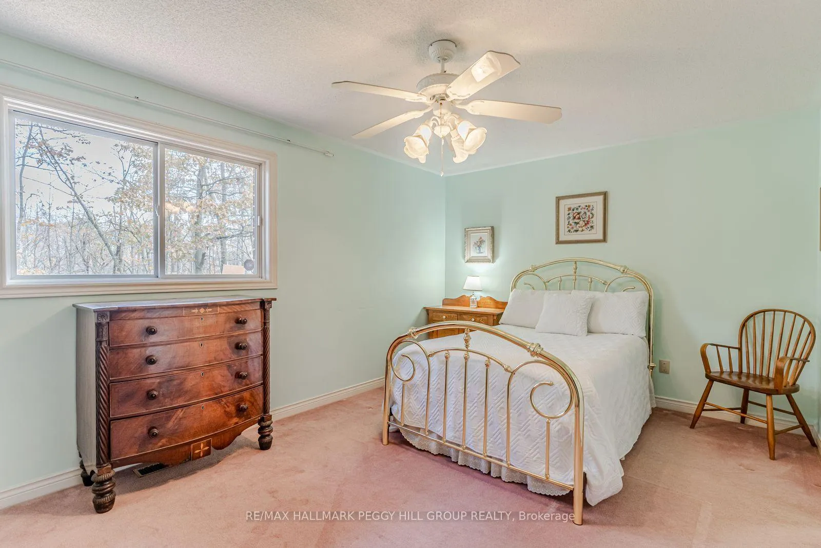 Photo 8 of 465 Ferndale Drive N, Barrie, Northwest — HOMEH