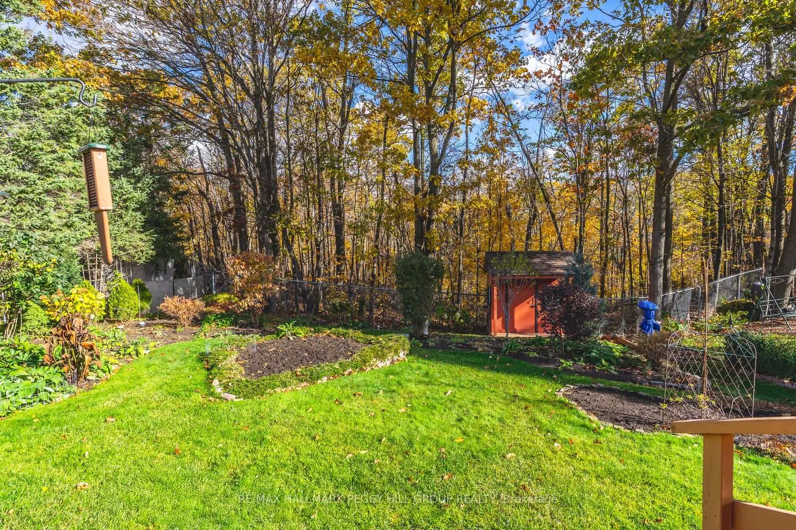 Photo 20 of 465 Ferndale Drive N, Barrie, Northwest — HOMEH