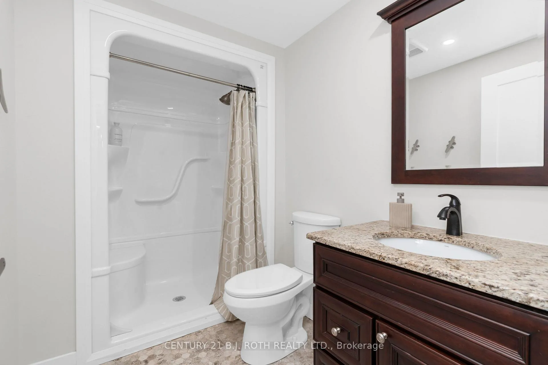 Photo 33 of 151 Wildwood Trail, Barrie, Ardagh — HOMEH
