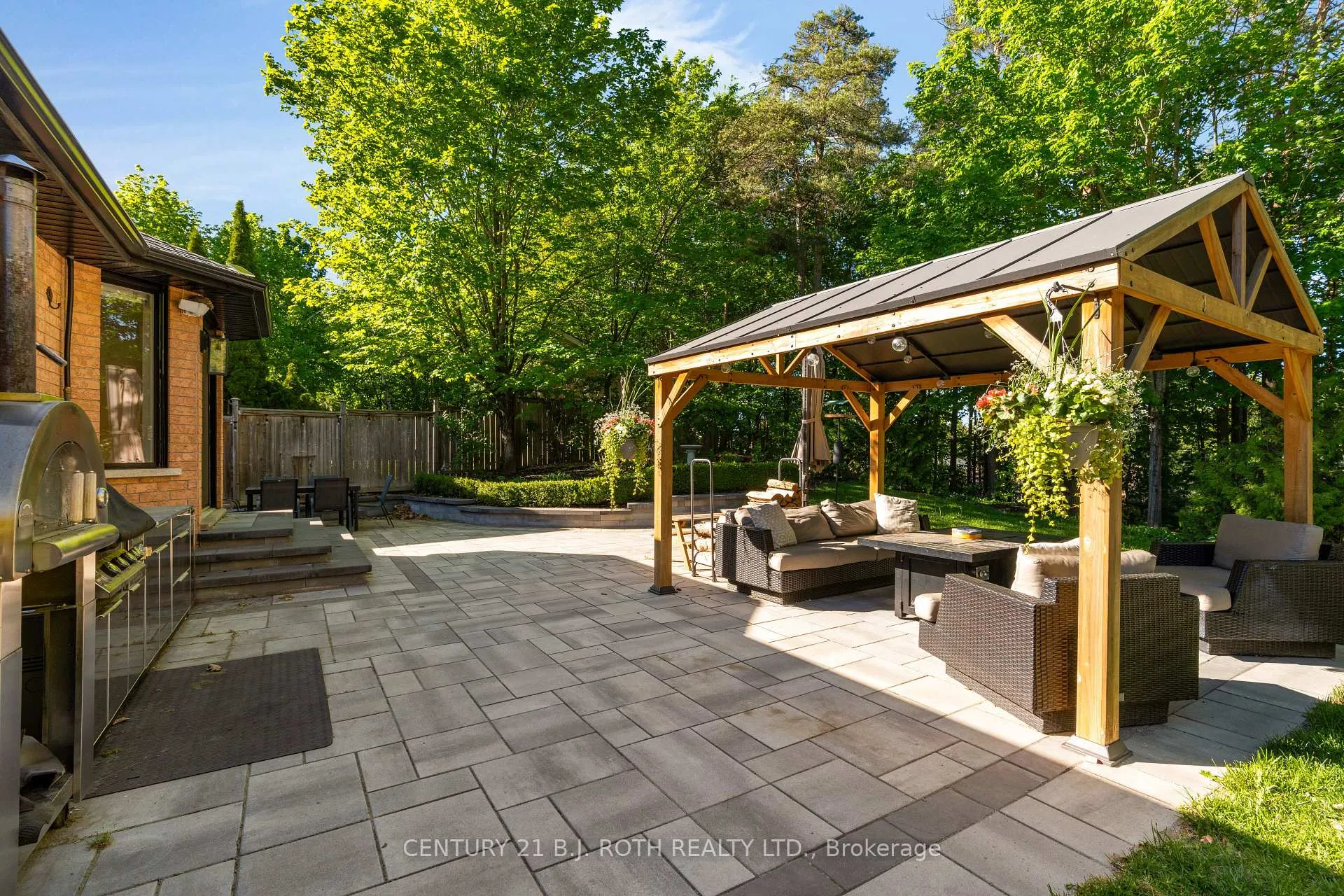 Photo 39 of 151 Wildwood Trail, Barrie, Ardagh — HOMEH