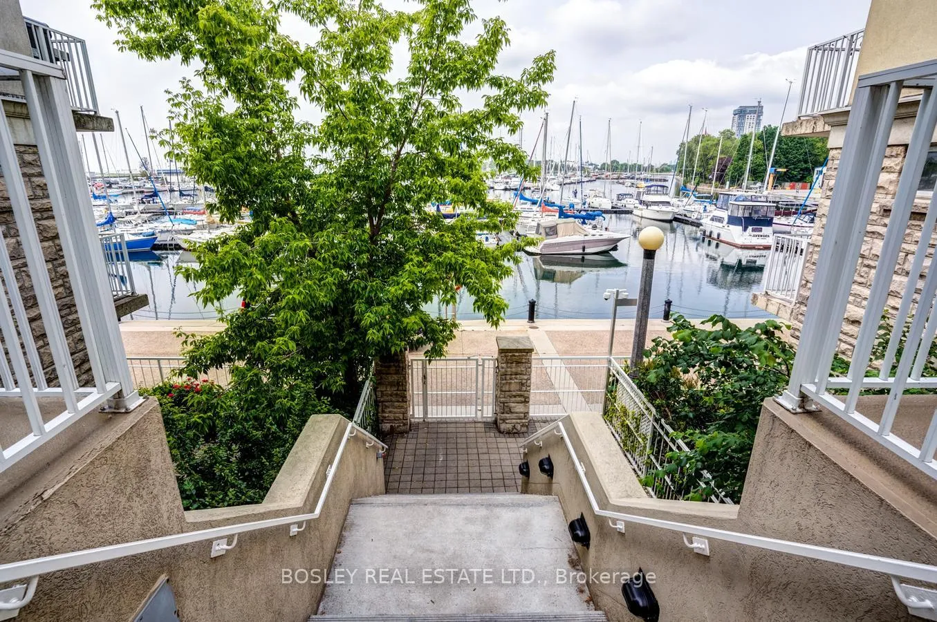 Photo 2 of Unit 573, 36 Stadium Road, Toronto, Waterfront Communities — HOMEH
