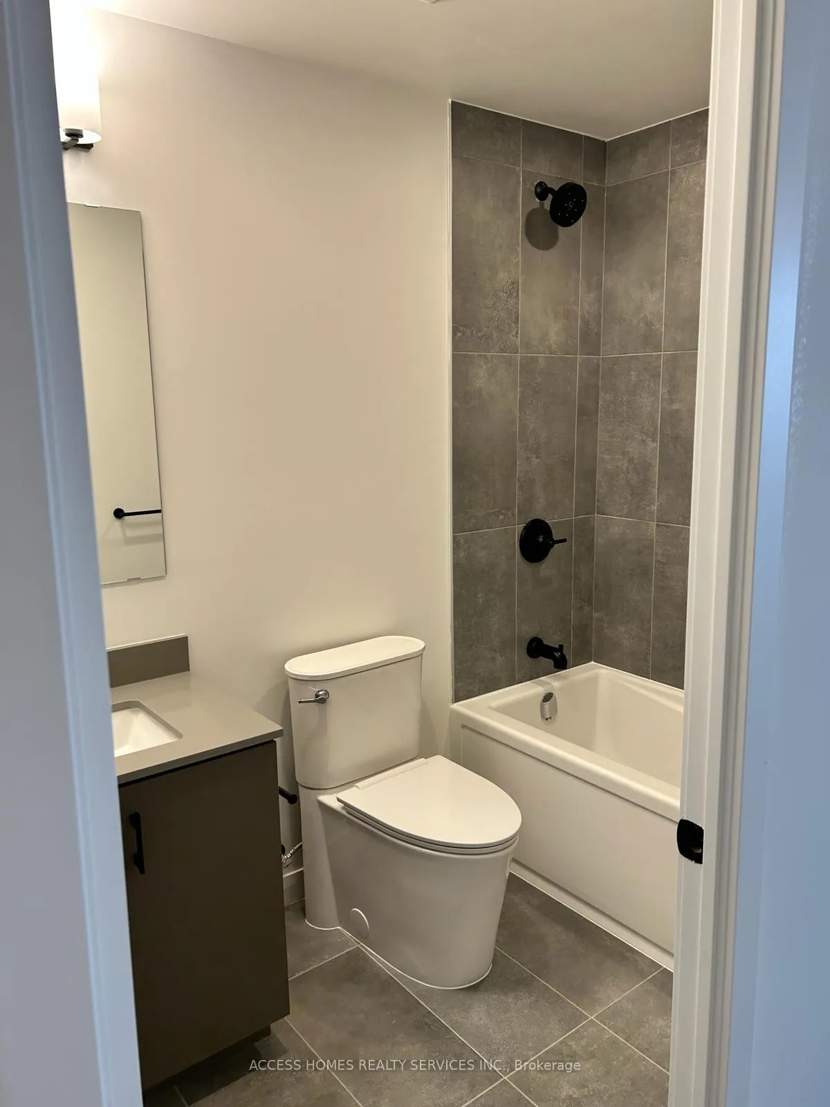 Photo 8 of Unit 522, 4878 Powers Common, Burlington, Alton — HOMEH