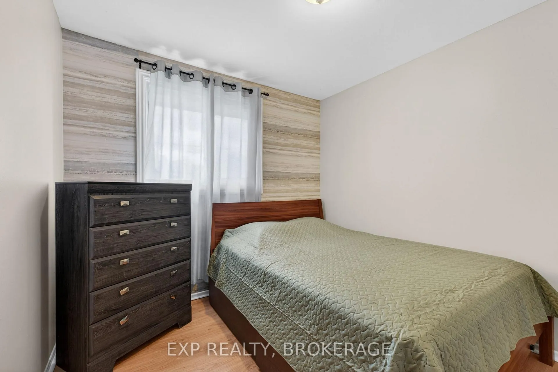 Photo 15 of 931 Oakview Avenue, Kingston, South of Taylor-Kidd Blvd — HOMEH