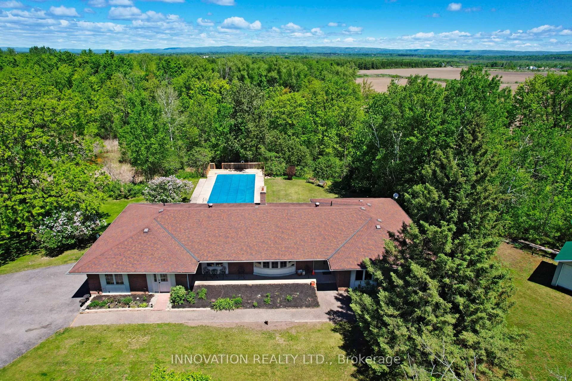 Photo 2 of 2320 Old Second Line Road, Ottawa, Kanata - Kanata (North West) — HOMEH