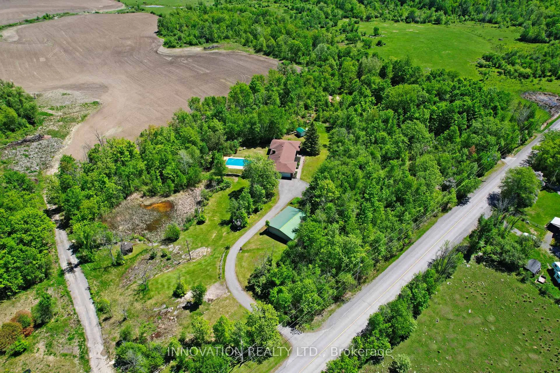Photo 4 of 2320 Old Second Line Road, Ottawa, Kanata - Kanata (North West) — HOMEH