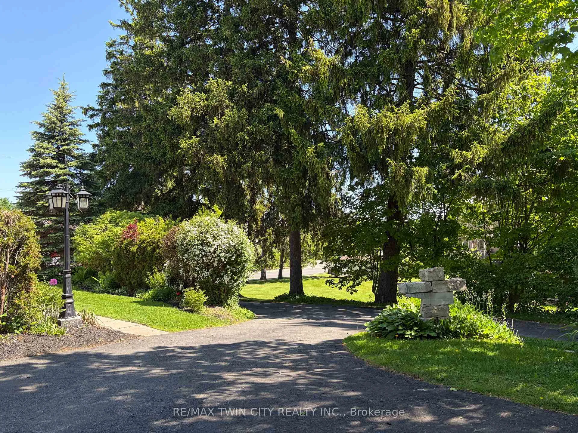 Photo 4 of 1521 Bridge Street, Wilmot, New Dundee — HOMEH