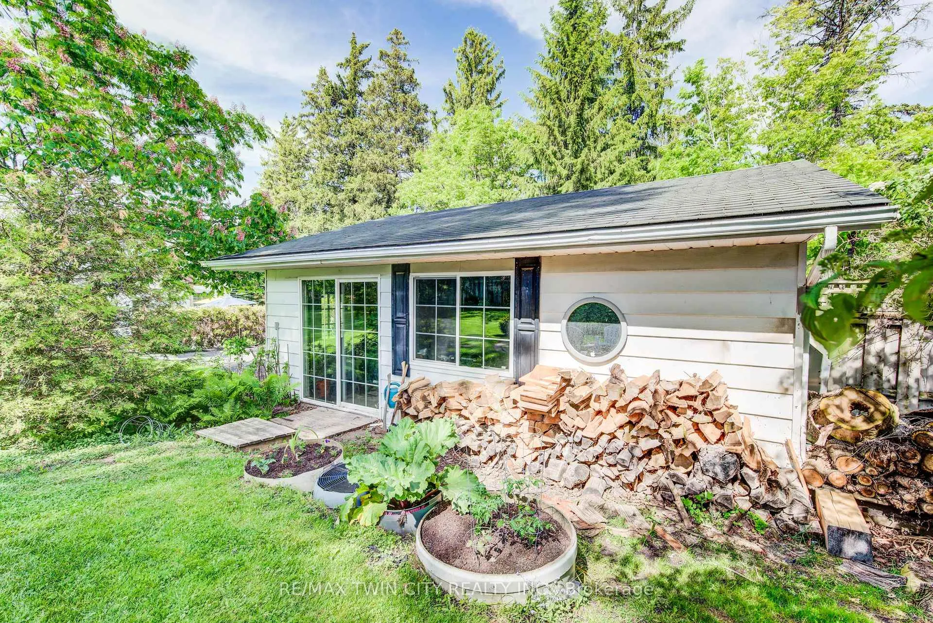 Photo 37 of 1521 Bridge Street, Wilmot, New Dundee — HOMEH