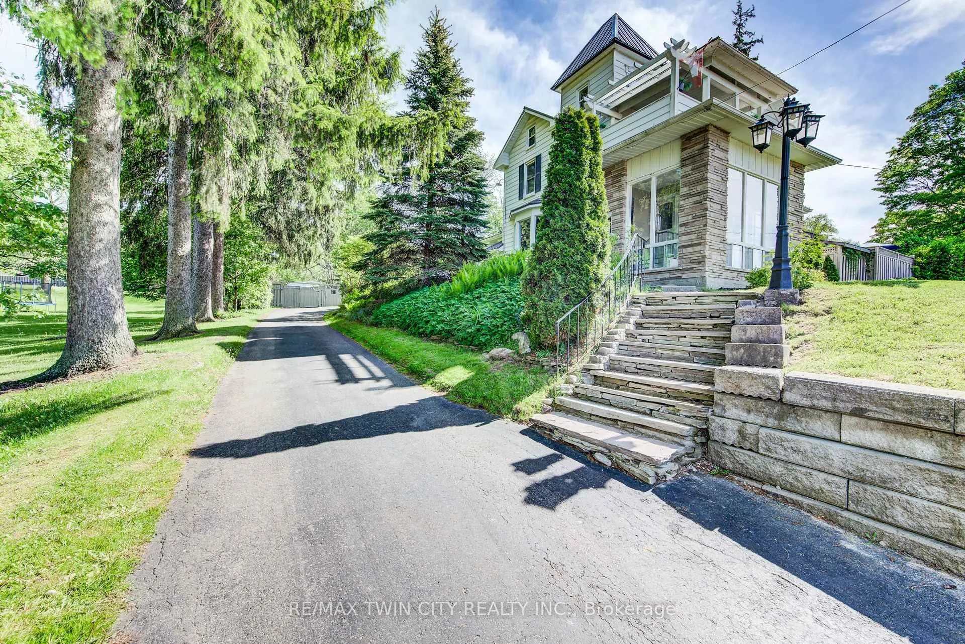 Photo 45 of 1521 Bridge Street, Wilmot, New Dundee — HOMEH