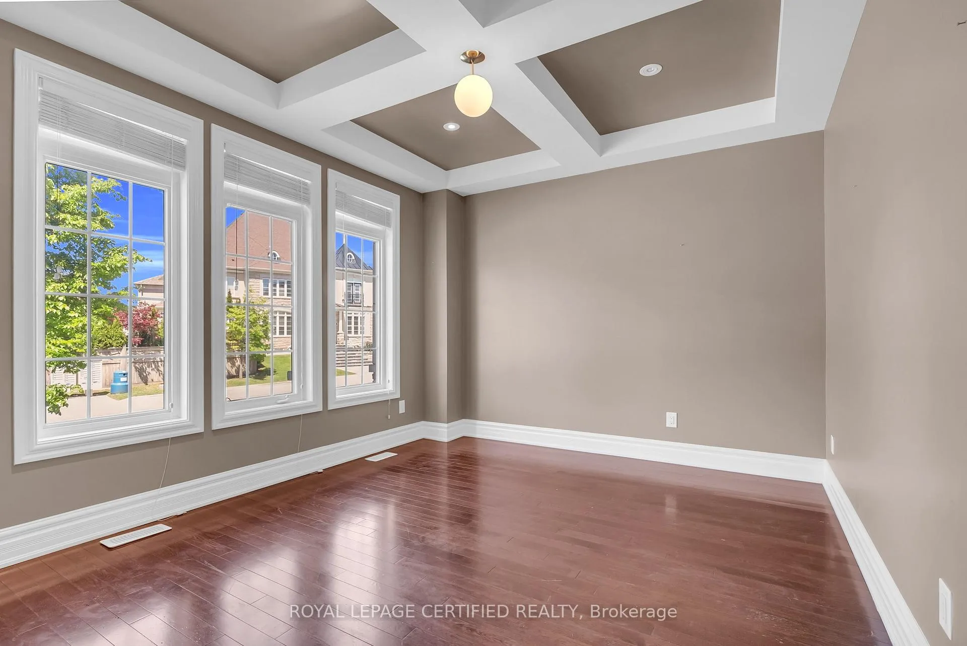 Photo 6 of 6 Cachet Court, Brampton, Credit Valley — HOMEH