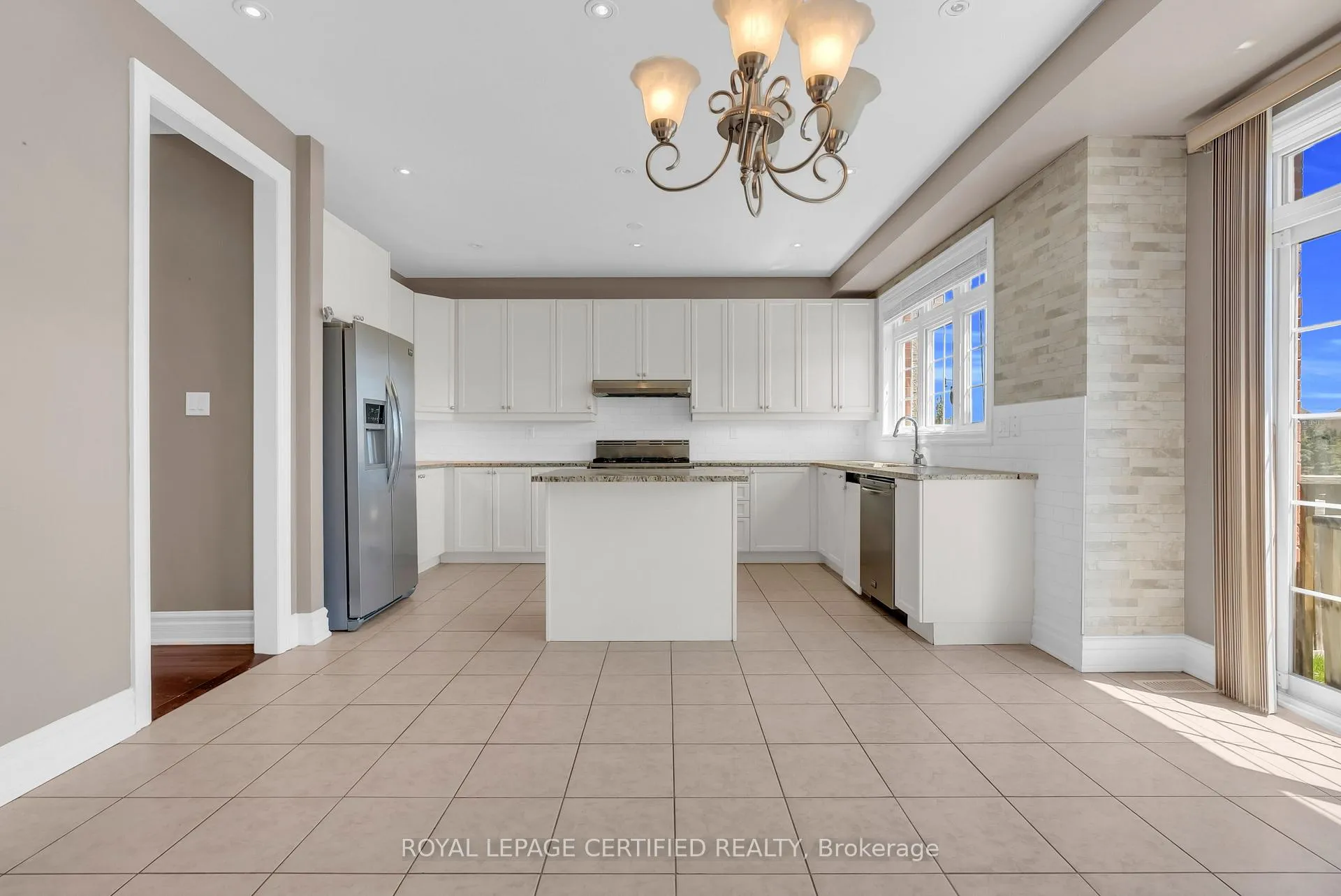 Photo 14 of 6 Cachet Court, Brampton, Credit Valley — HOMEH