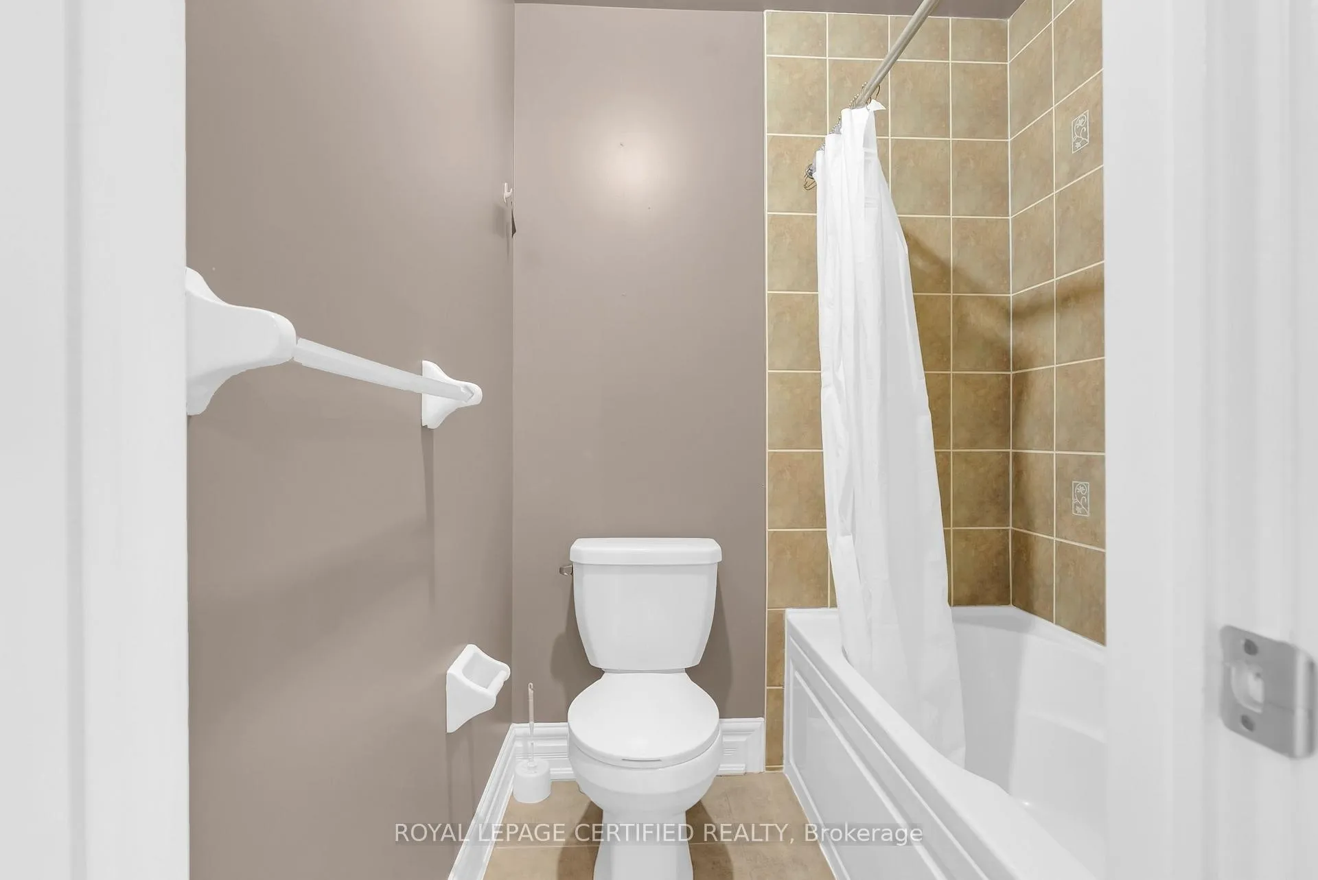 Photo 34 of 6 Cachet Court, Brampton, Credit Valley — HOMEH