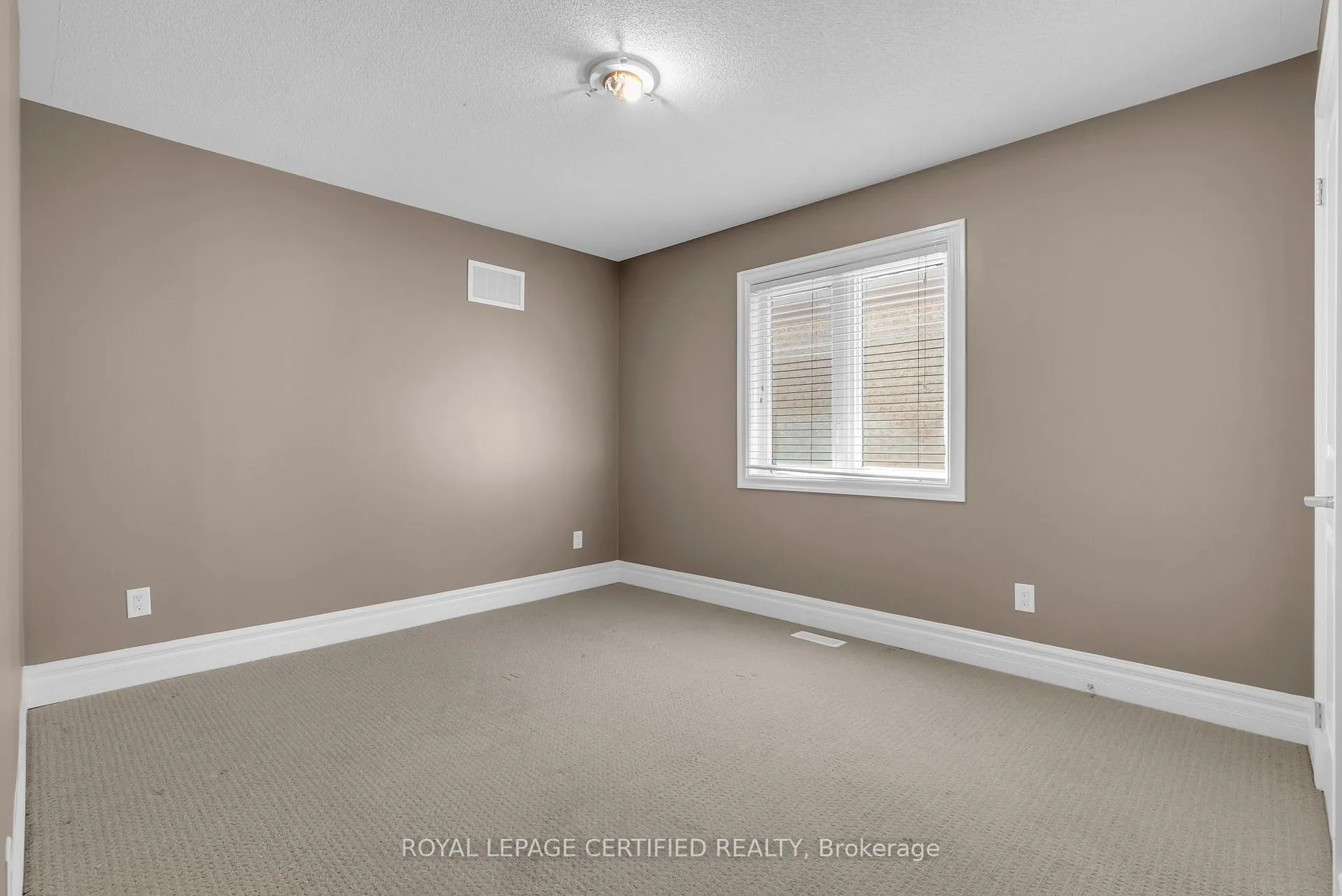 Photo 35 of 6 Cachet Court, Brampton, Credit Valley — HOMEH