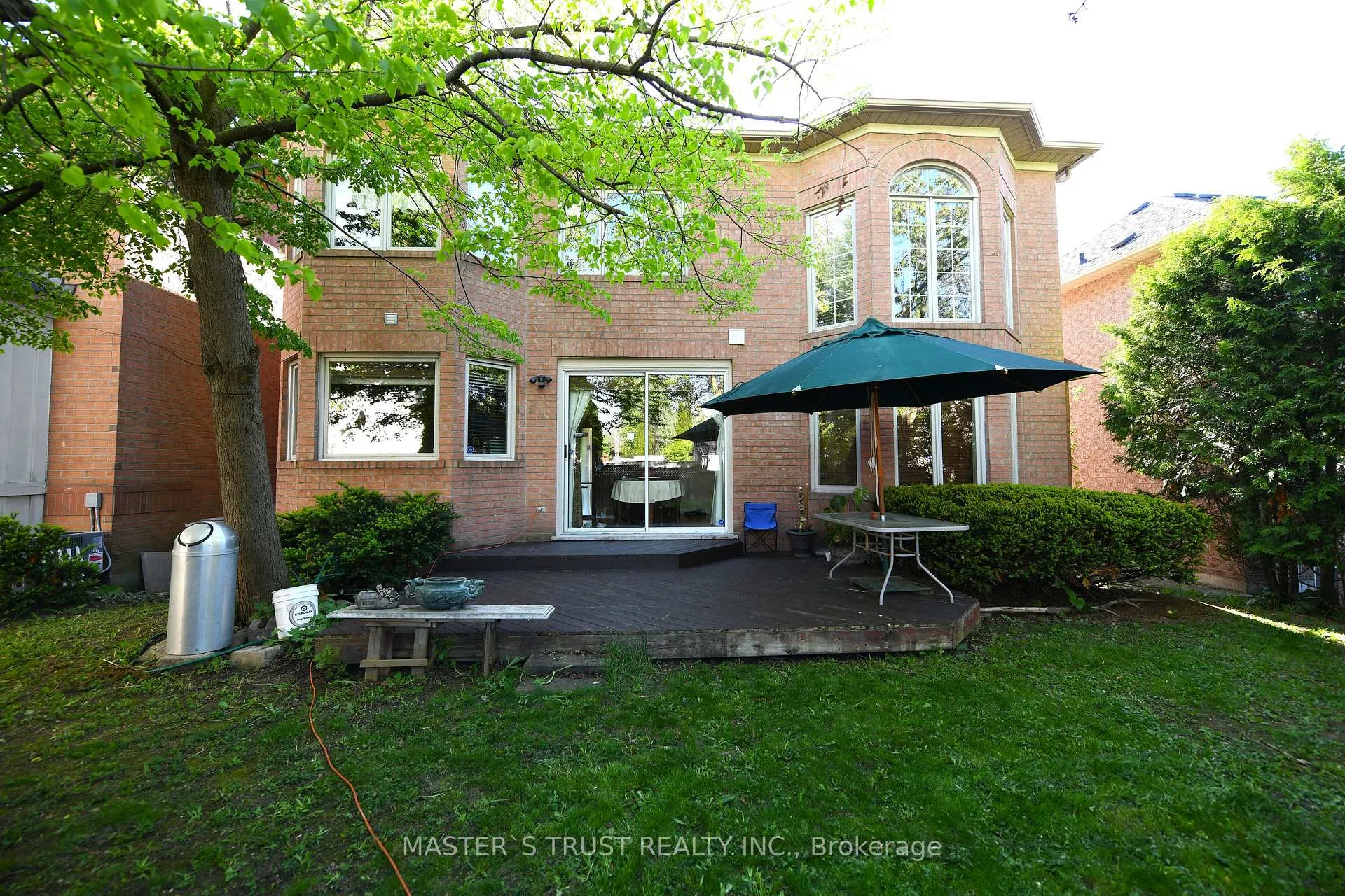 Photo 2 of 24 Majestic Drive, Markham, Berczy — HOMEH