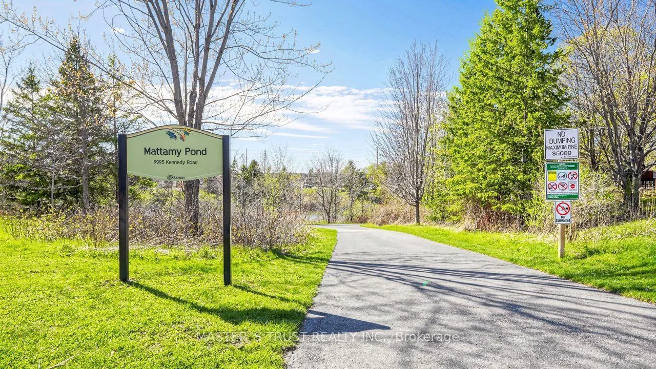 Photo 3 of 24 Majestic Drive, Markham, Berczy — HOMEH
