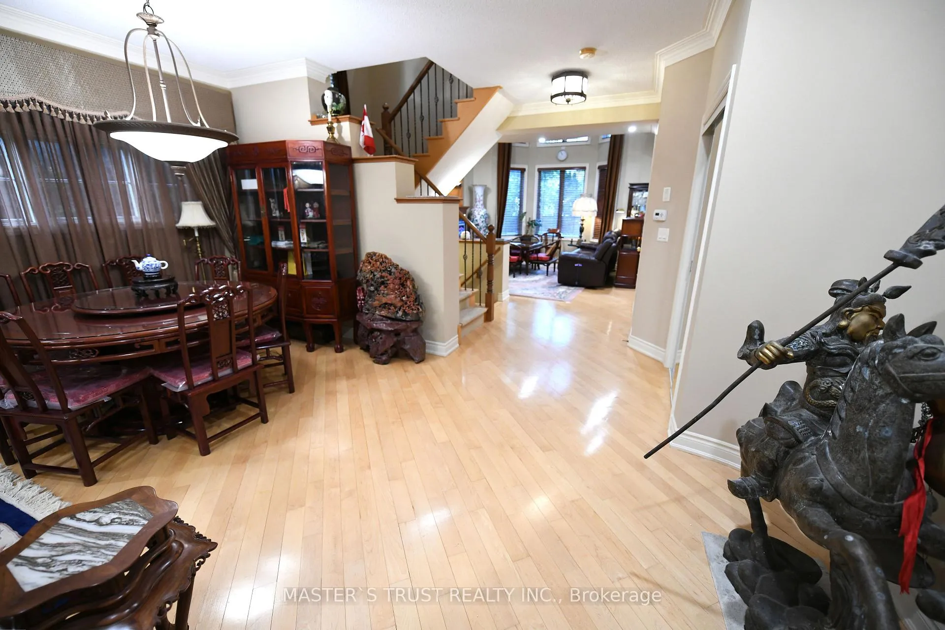 Photo 16 of 24 Majestic Drive, Markham, Berczy — HOMEH
