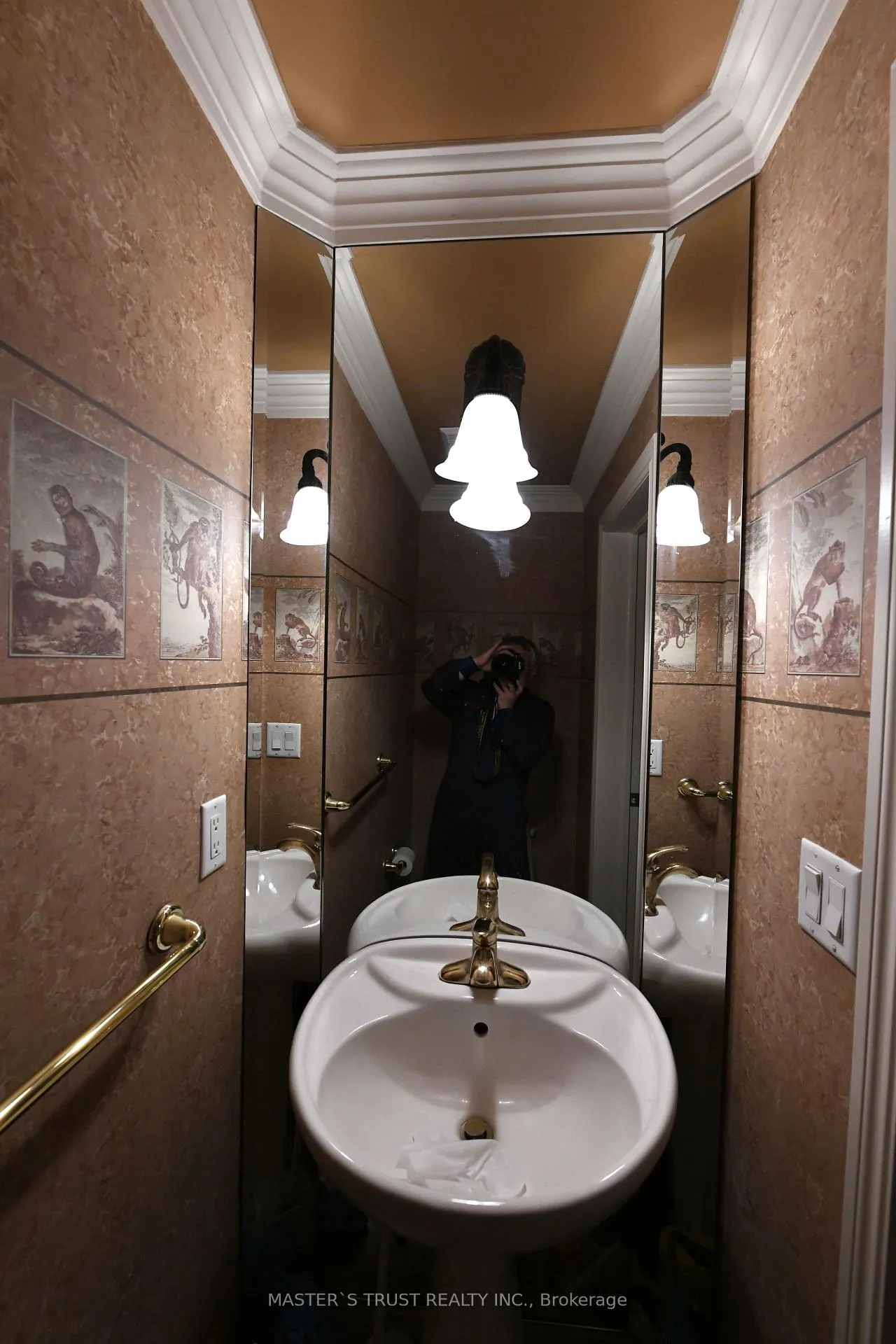 Photo 25 of 24 Majestic Drive, Markham, Berczy — HOMEH