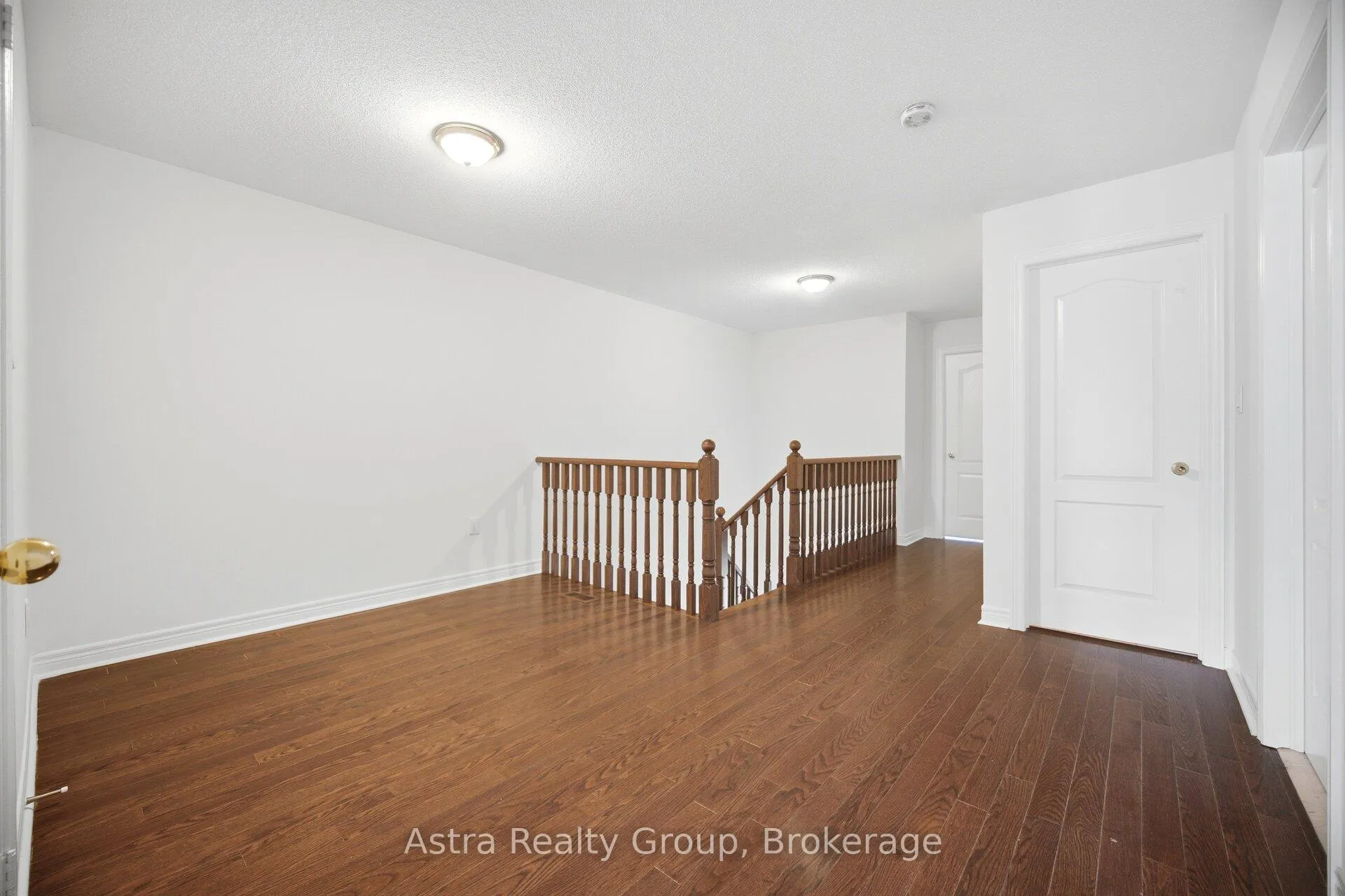 Photo 28 of 21 Lorenzo Circle, Brampton, Sandringham-Wellington — HOMEH