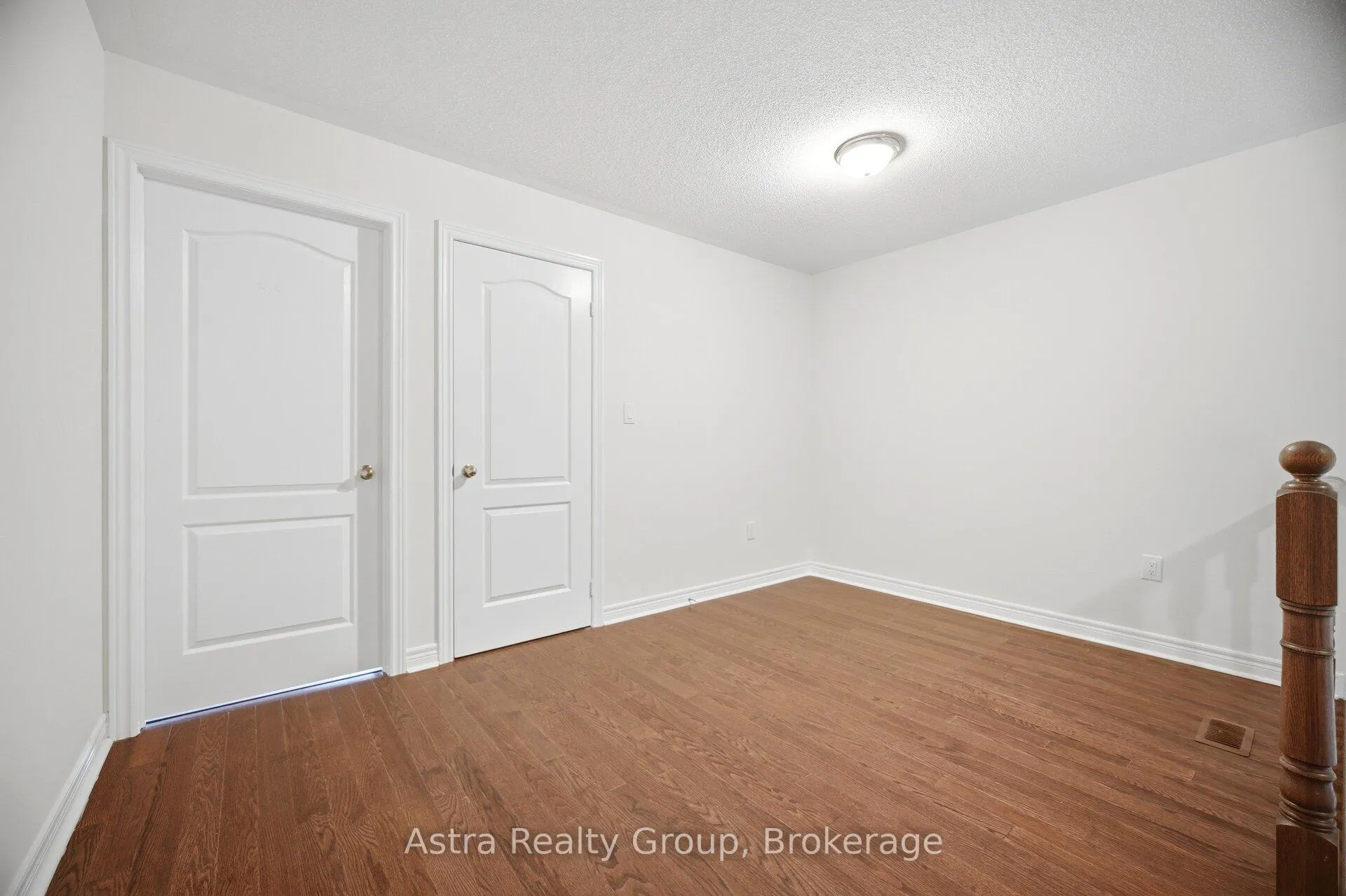 Photo 30 of 21 Lorenzo Circle, Brampton, Sandringham-Wellington — HOMEH