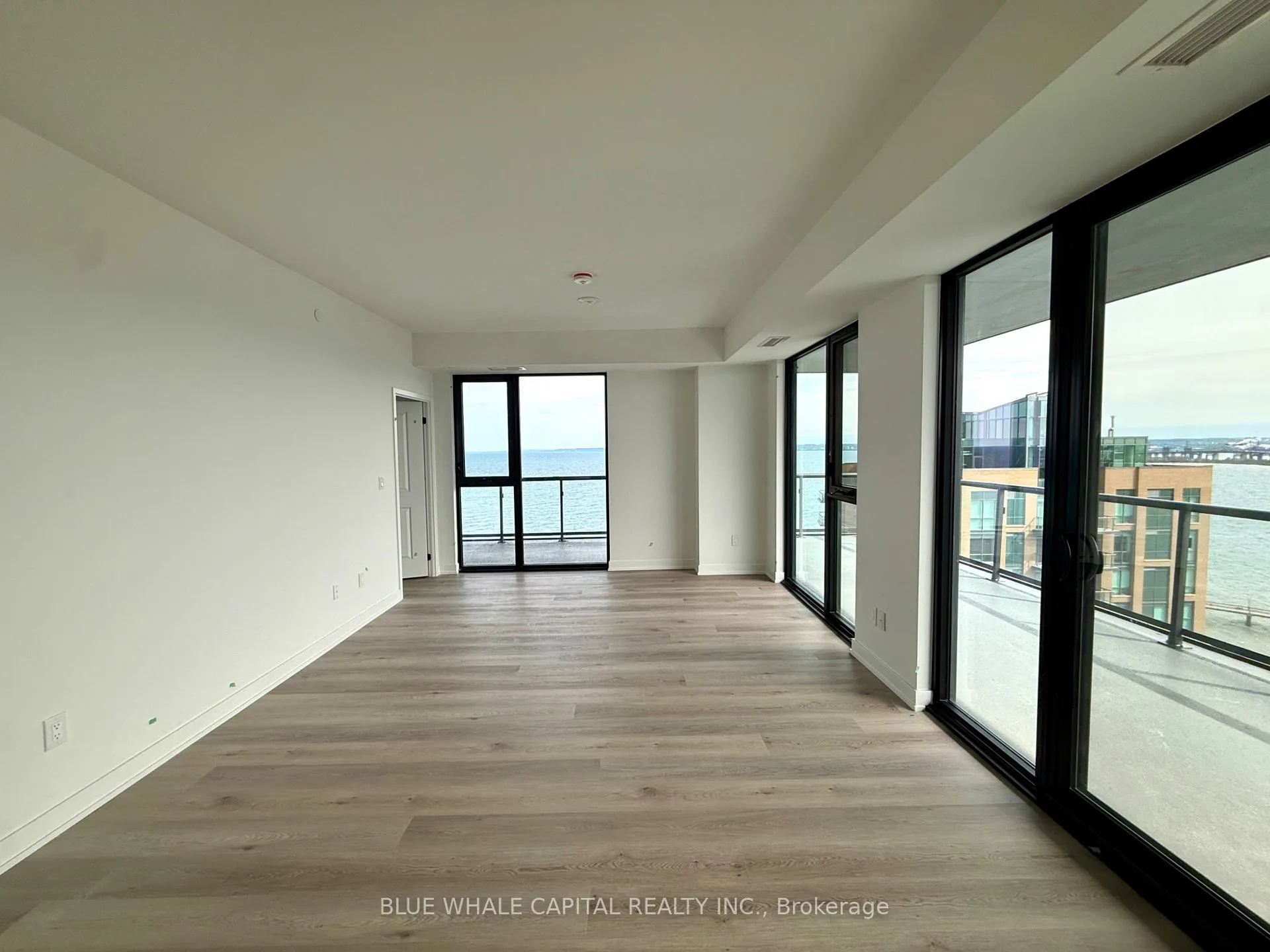 Photo 4 of Unit 2306, 2075 Lakeshore Road, Burlington, Brant — HOMEH