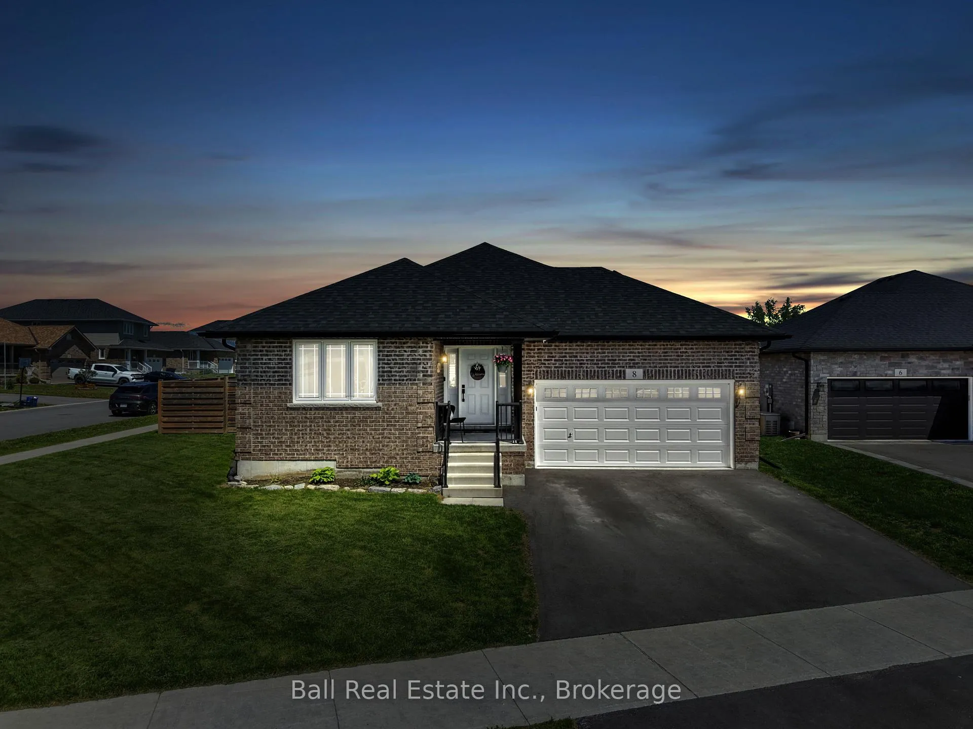 Photo 2 of 8 Darrell Drain Crescent, Asphodel-Norwood, Norwood — HOMEH