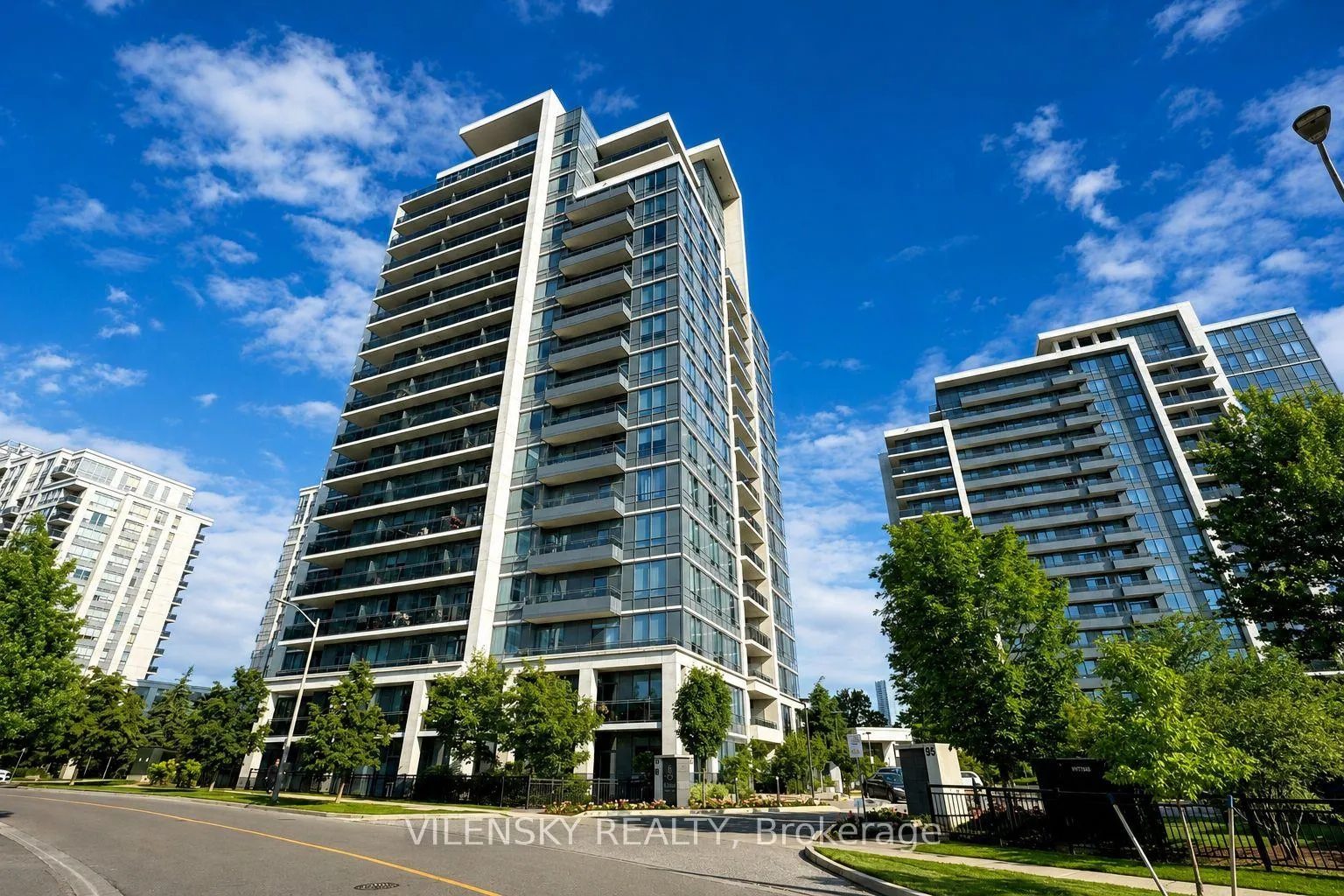 Photo 1 of Unit 1202, 75 North Park Road, Vaughan, Beverley Glen — HOMEH