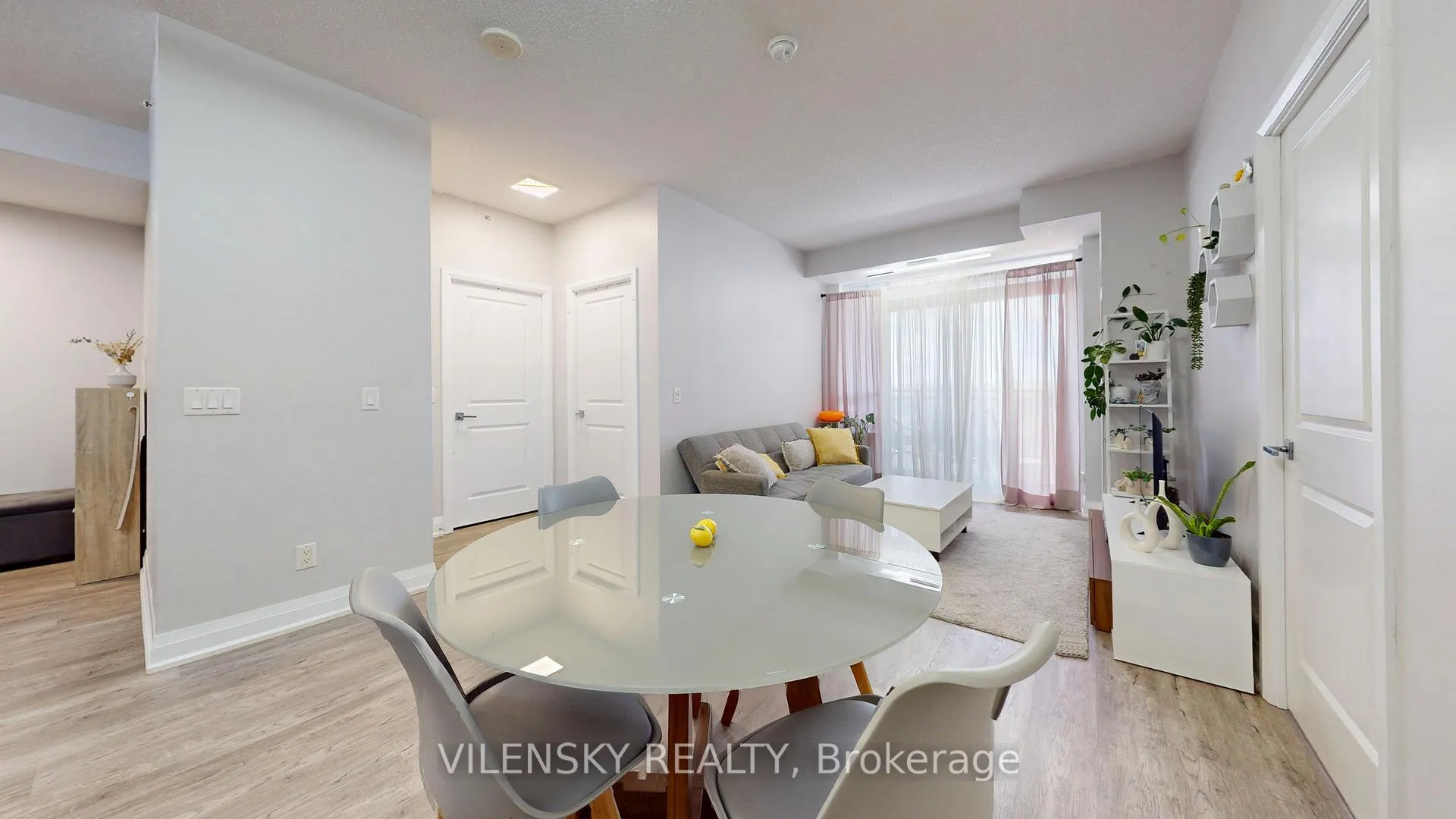 Photo 6 of Unit 1202, 75 North Park Road, Vaughan, Beverley Glen — HOMEH