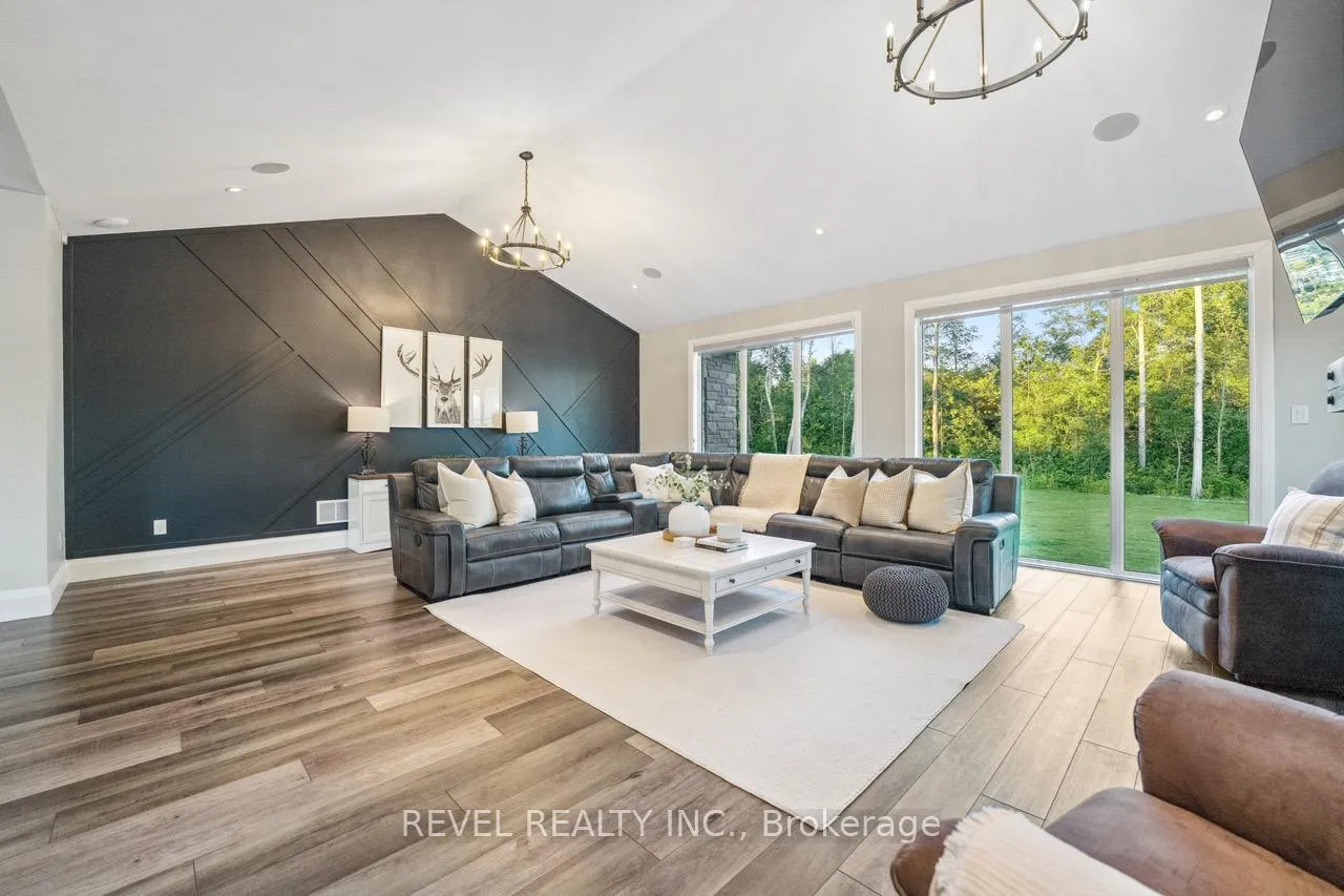 Photo 8 of 102 Concession 11 E, Hamilton, Rural Flamborough — HOMEH