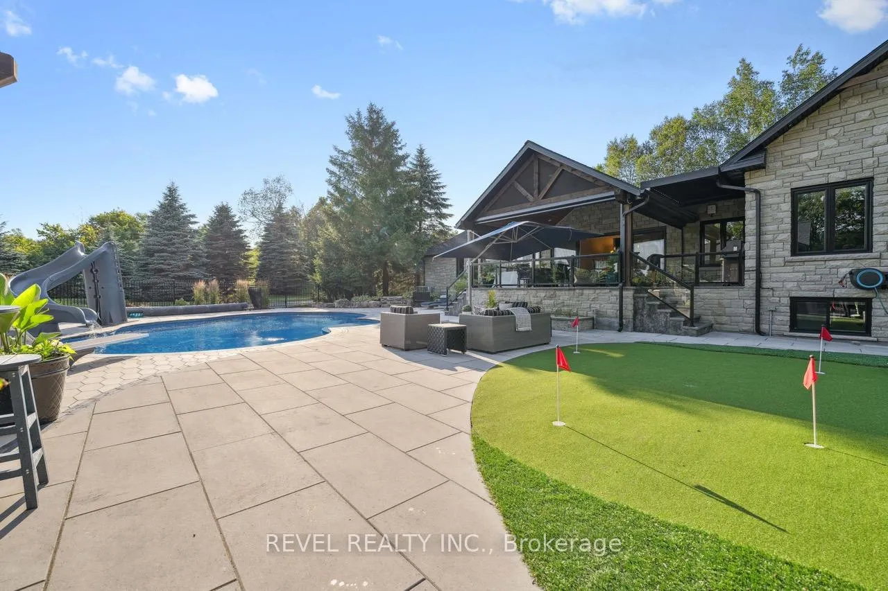 Photo 32 of 102 Concession 11 E, Hamilton, Rural Flamborough — HOMEH