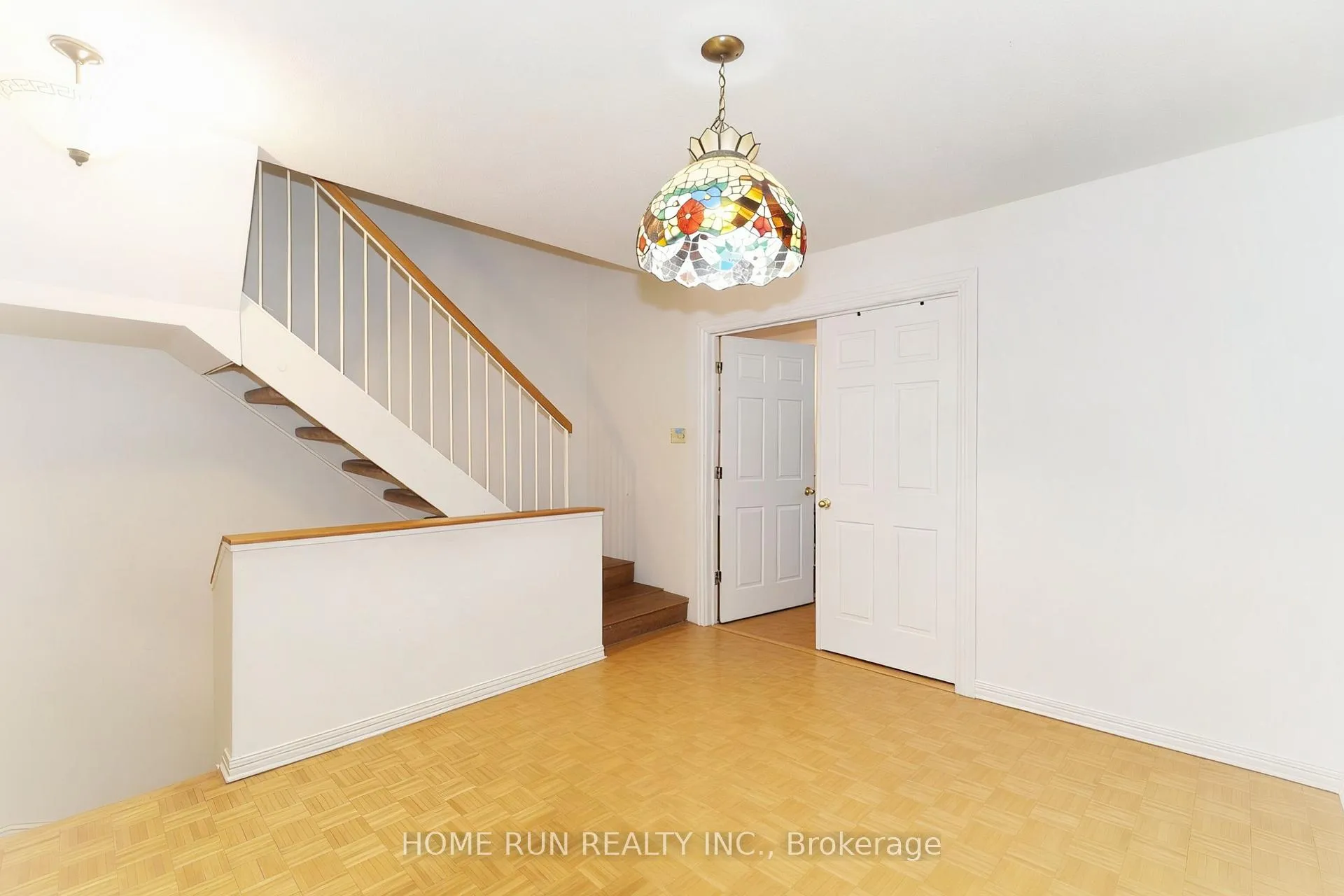 Photo 5 of 98 Templeton Street, Ottawa, Sandy Hill — HOMEH
