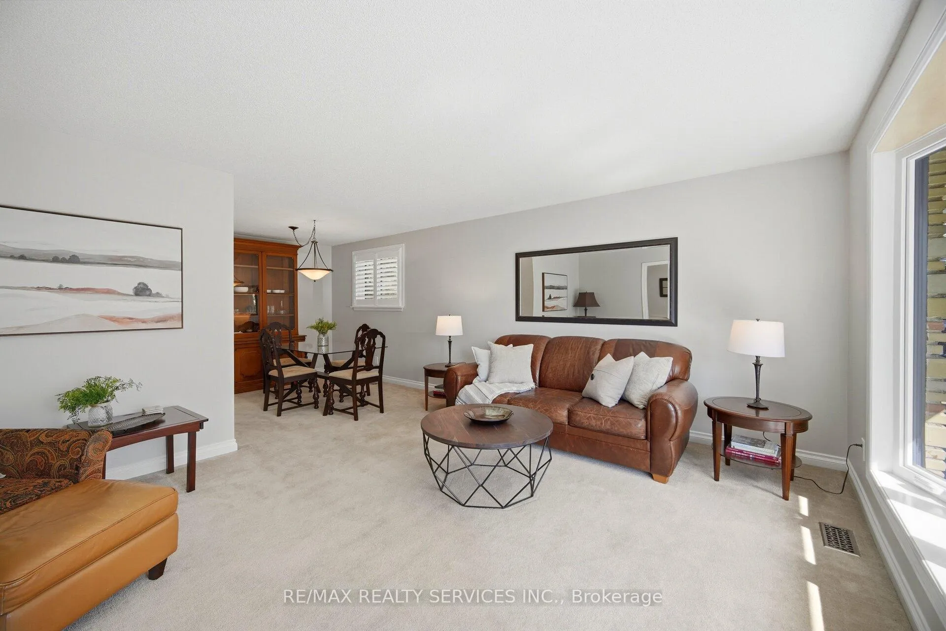 Photo 8 of 25 Ascot Avenue, Brampton, Avondale — HOMEH