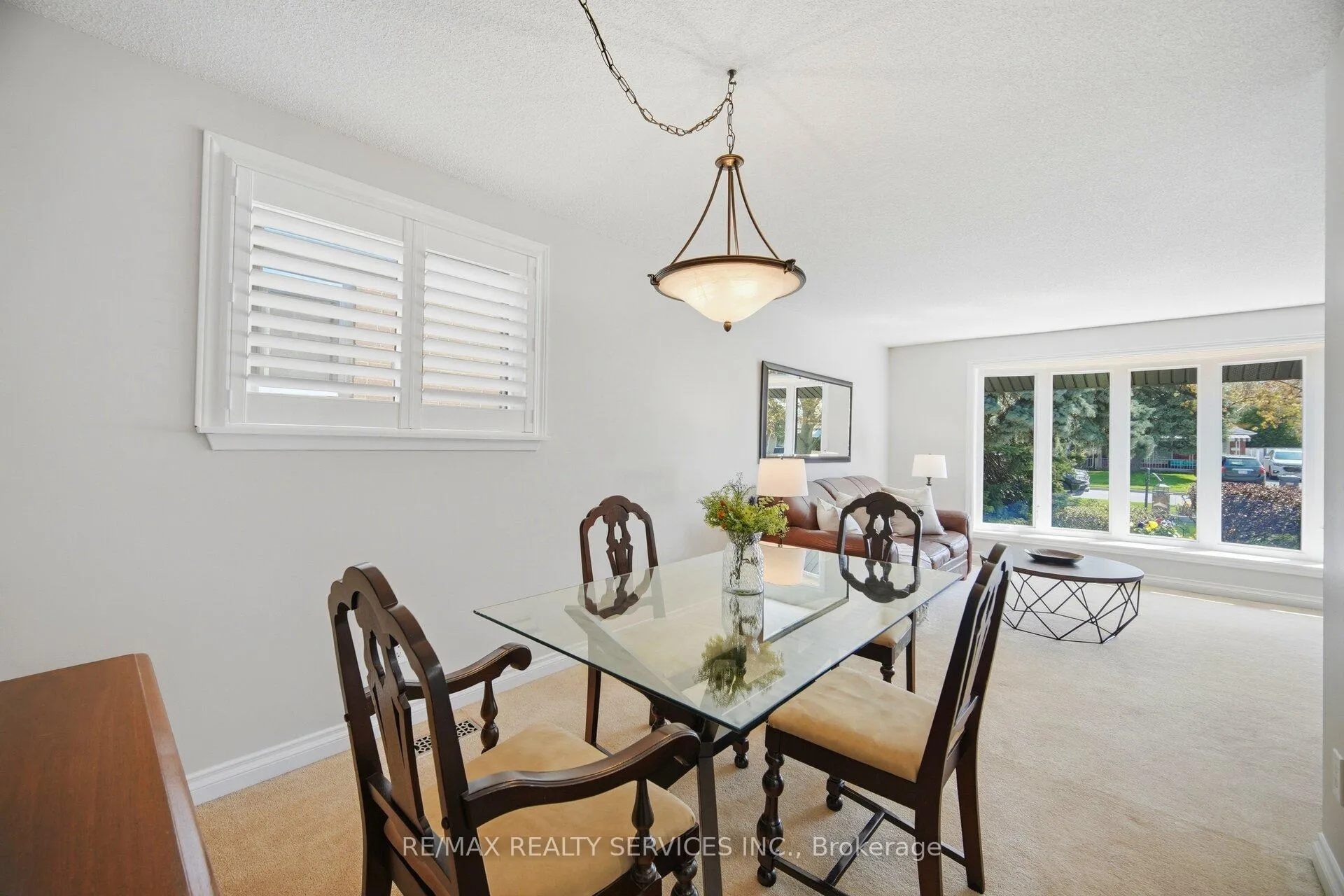 Photo 10 of 25 Ascot Avenue, Brampton, Avondale — HOMEH