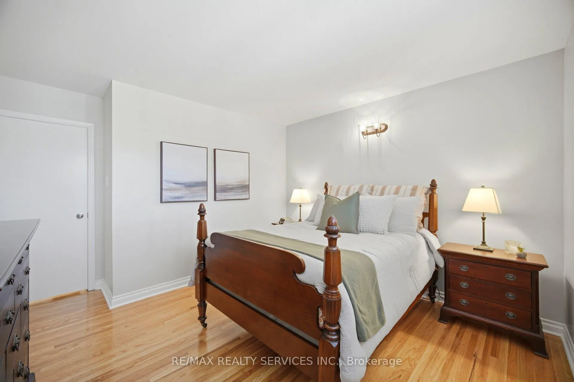 Photo 18 of 25 Ascot Avenue, Brampton, Avondale — HOMEH